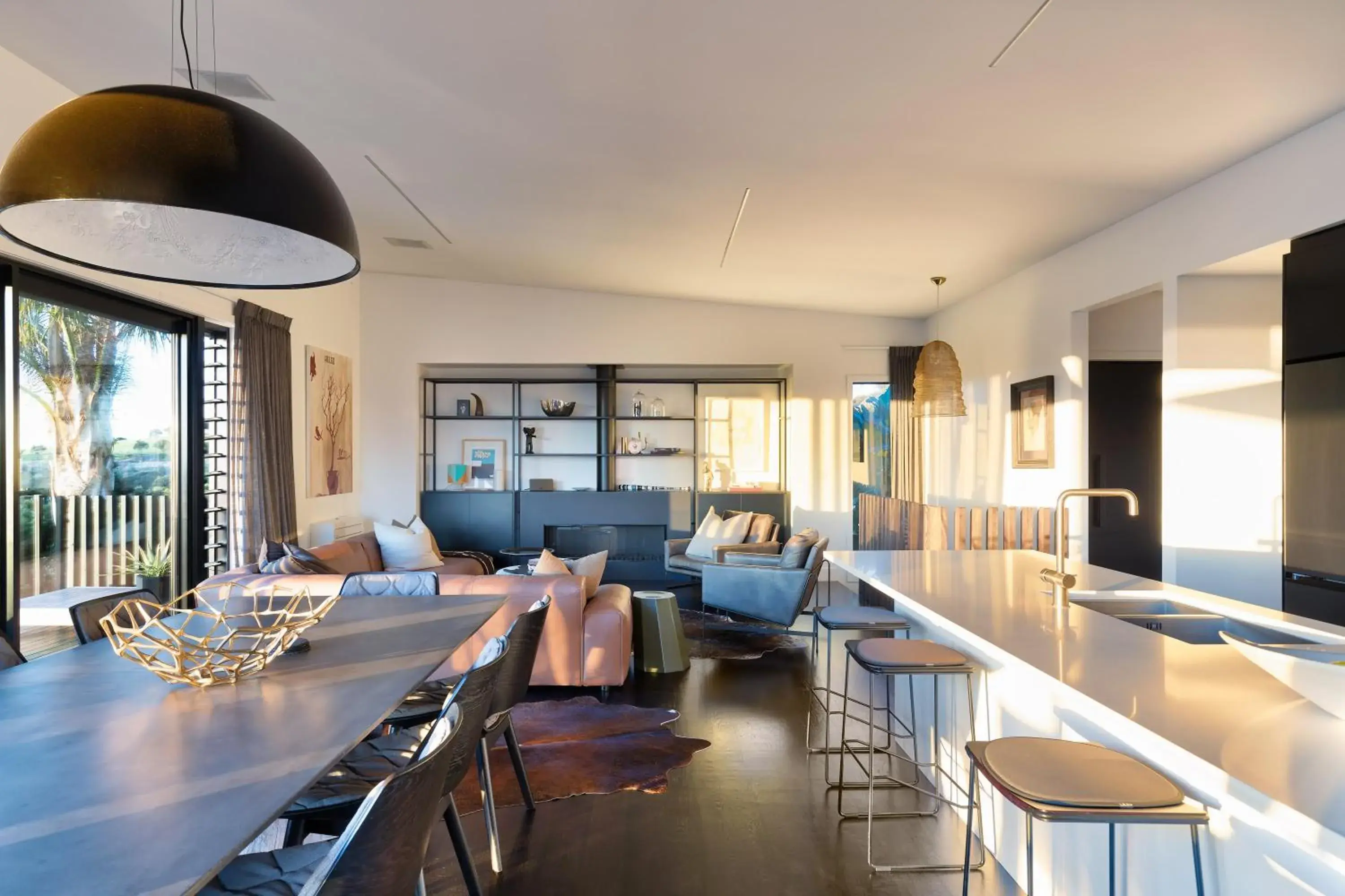 Kitchen or kitchenette in Cable Bay Views Kitchen or kitchenette in Cable Bay Views