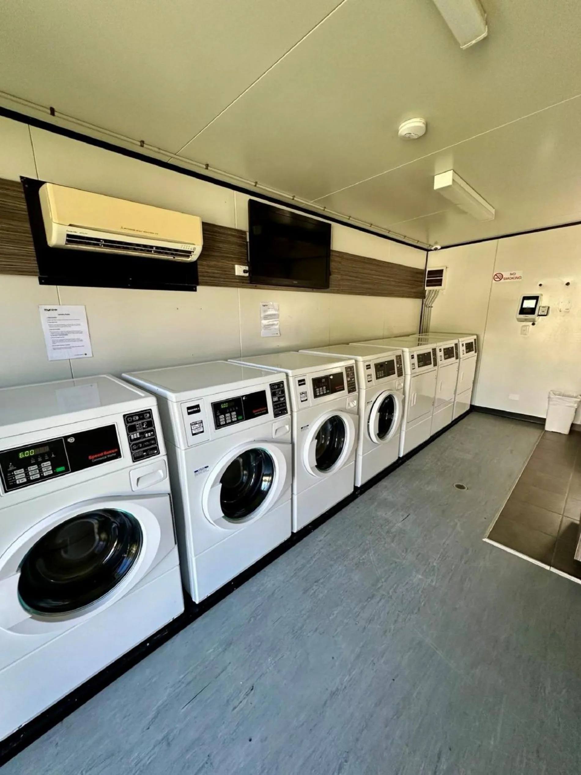 laundry in Mycow Accommodation Mackay