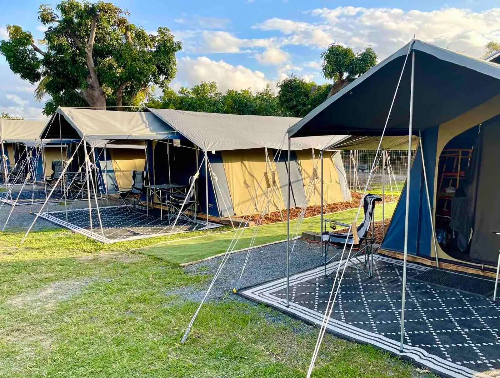 Mycow Accommodation Mackay