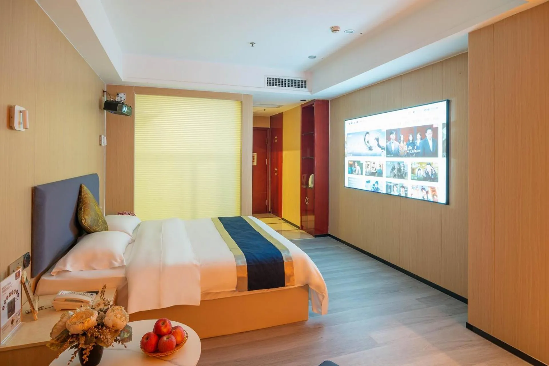 Green Island Holiday Hotel