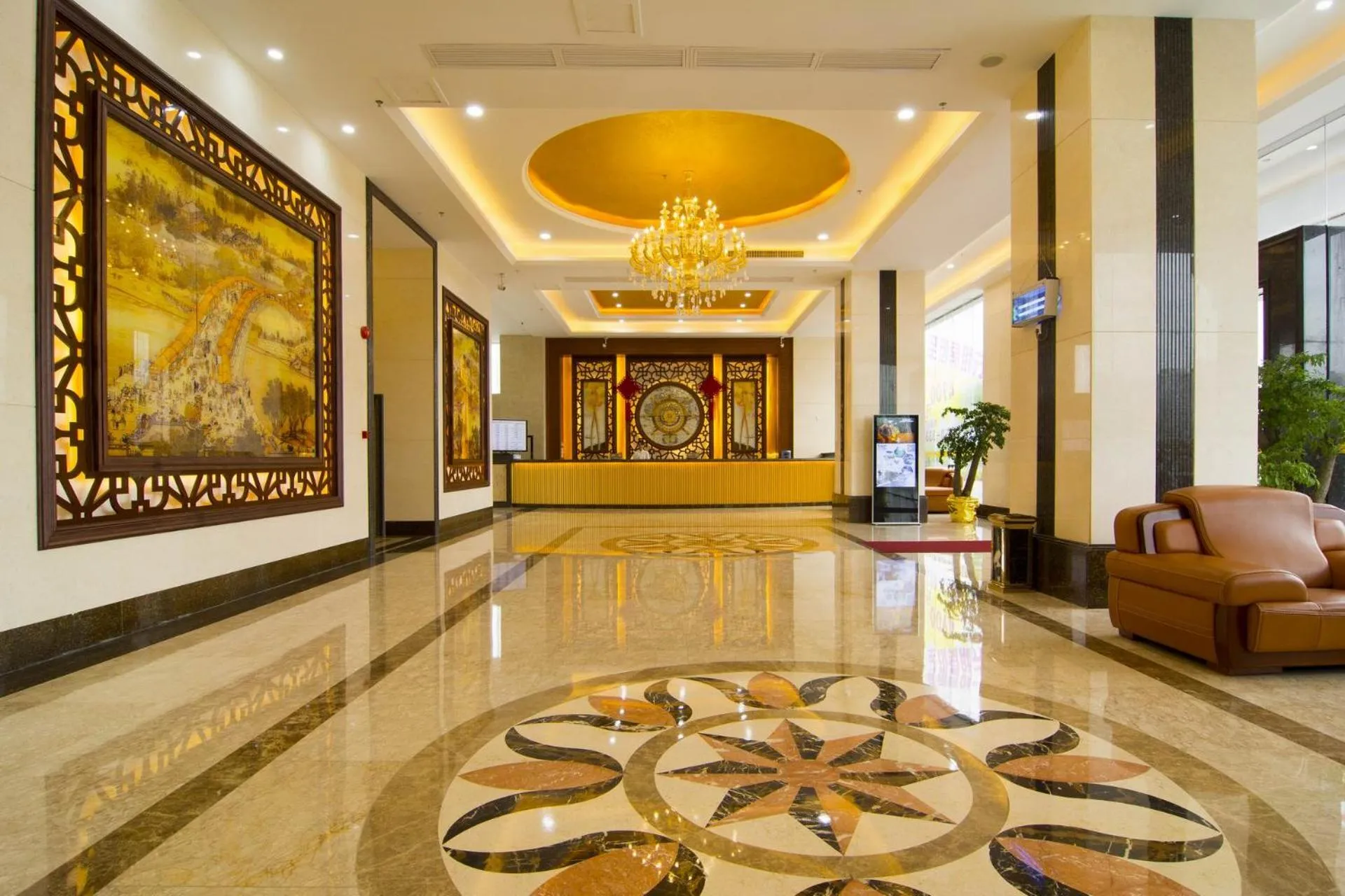 Green Island Holiday Hotel