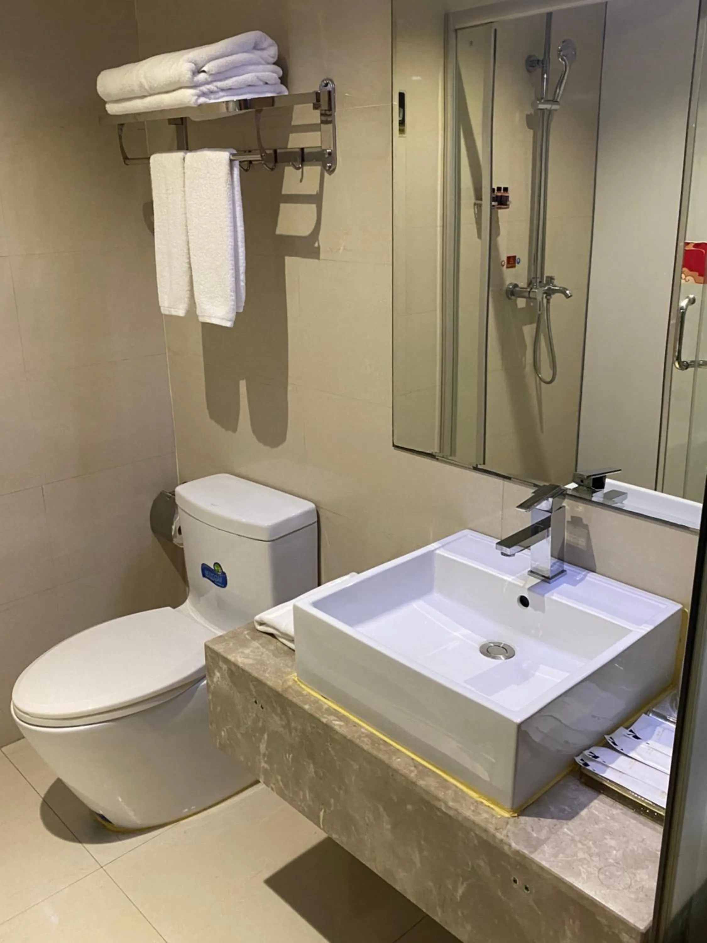 Green Island Holiday Hotel