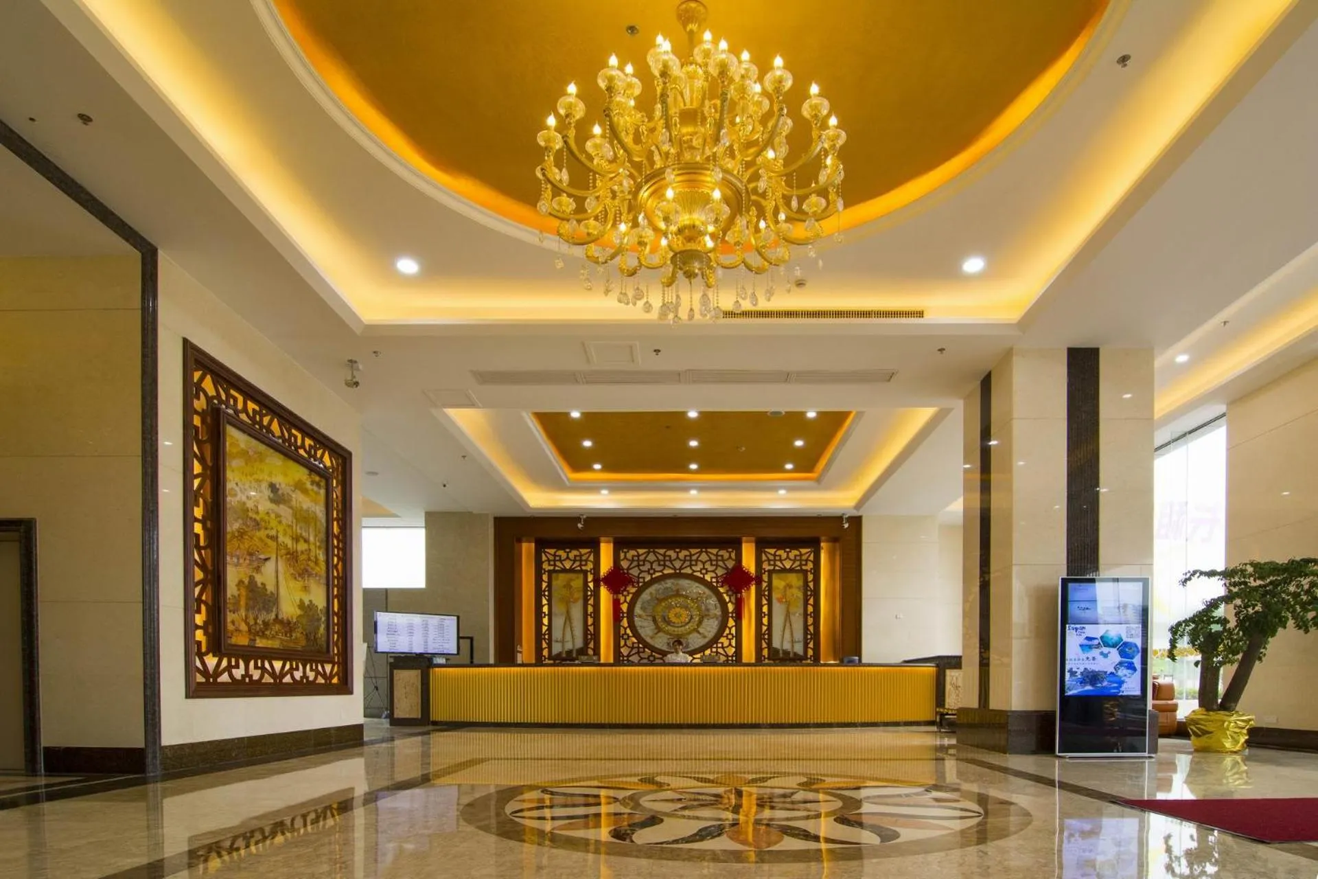 Green Island Holiday Hotel