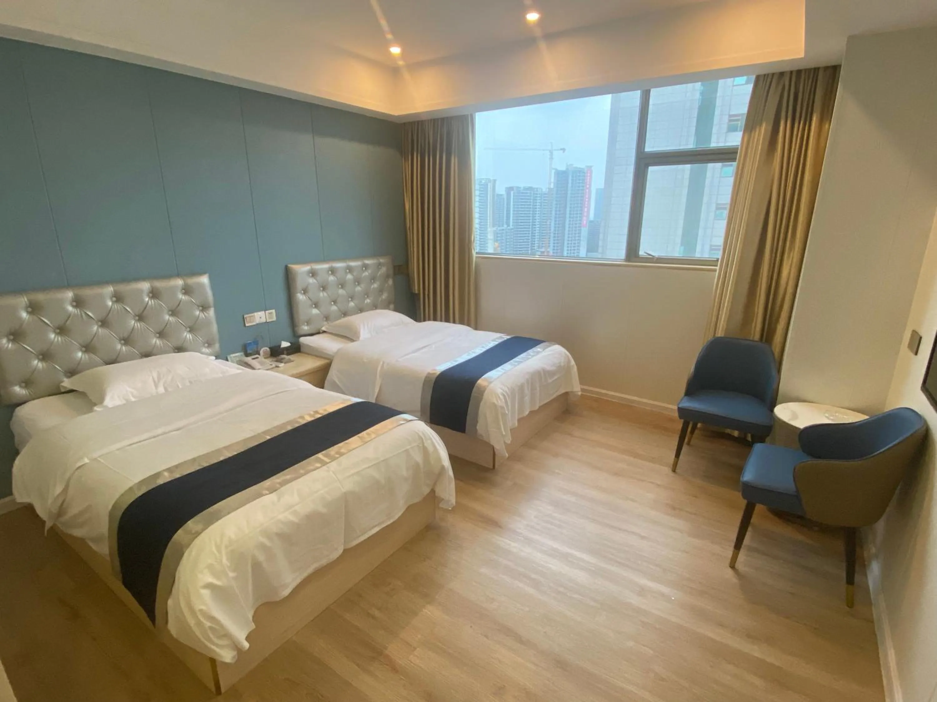 Photo of the whole room in Green Island Holiday Hotel