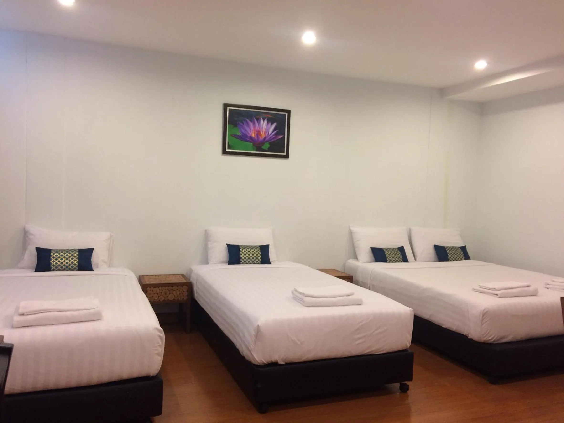 Bed in Double DD House at MRT Sutthisarn