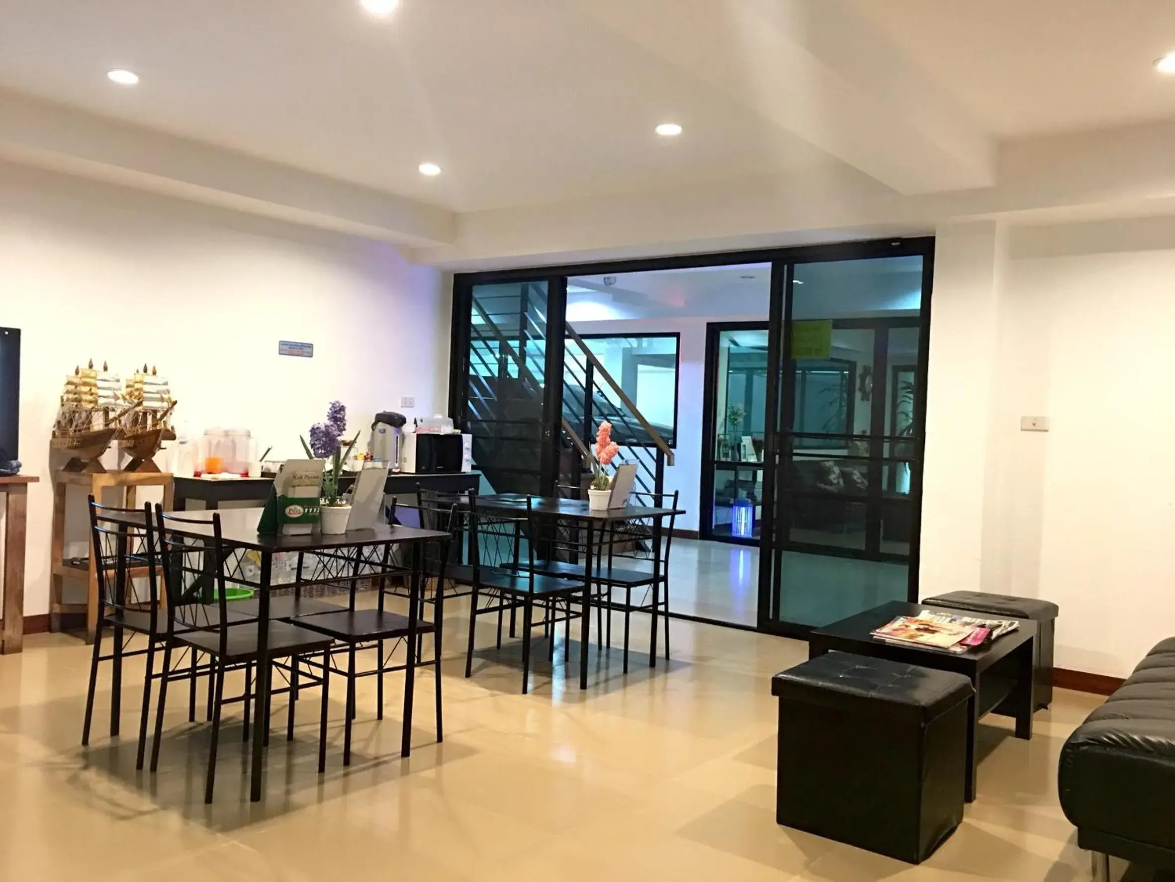 Lobby or reception in Double DD House at MRT Sutthisarn Lobby or reception in Double DD House at MRT Sutthisarn