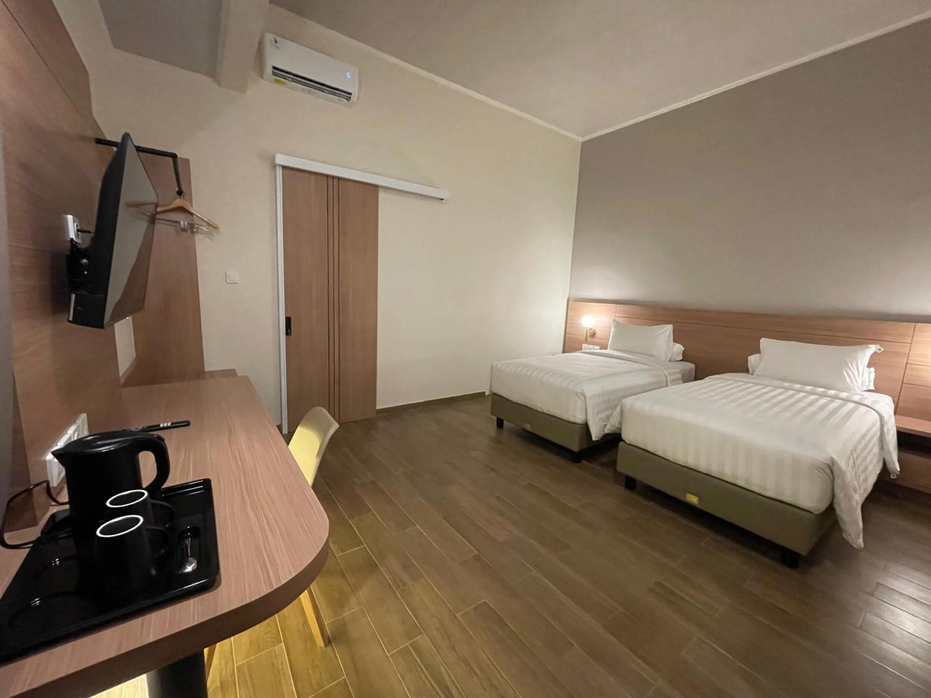 Bed in Azana Essence Sanggabuana Bogor