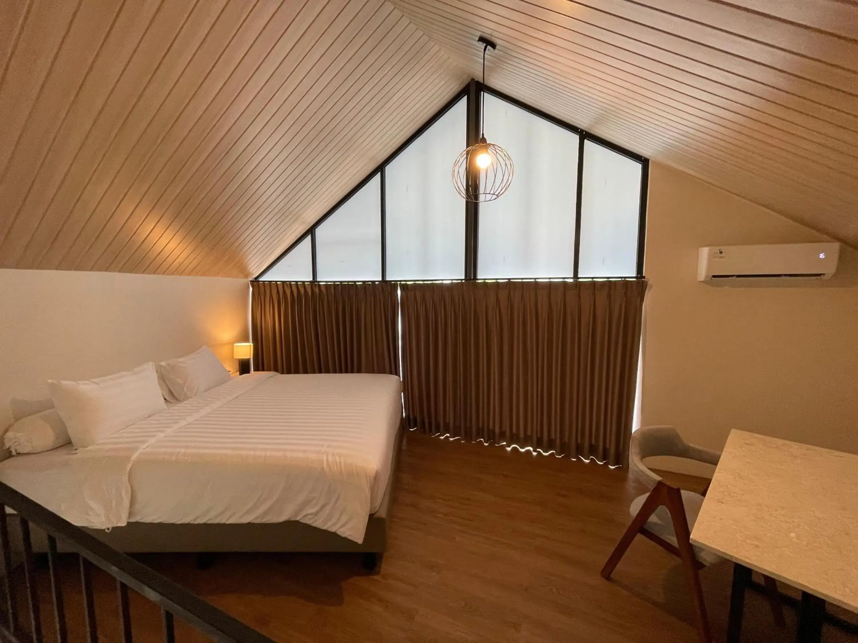 Bed in Azana Essence Sanggabuana Bogor Bed in Azana Essence Sanggabuana Bogor