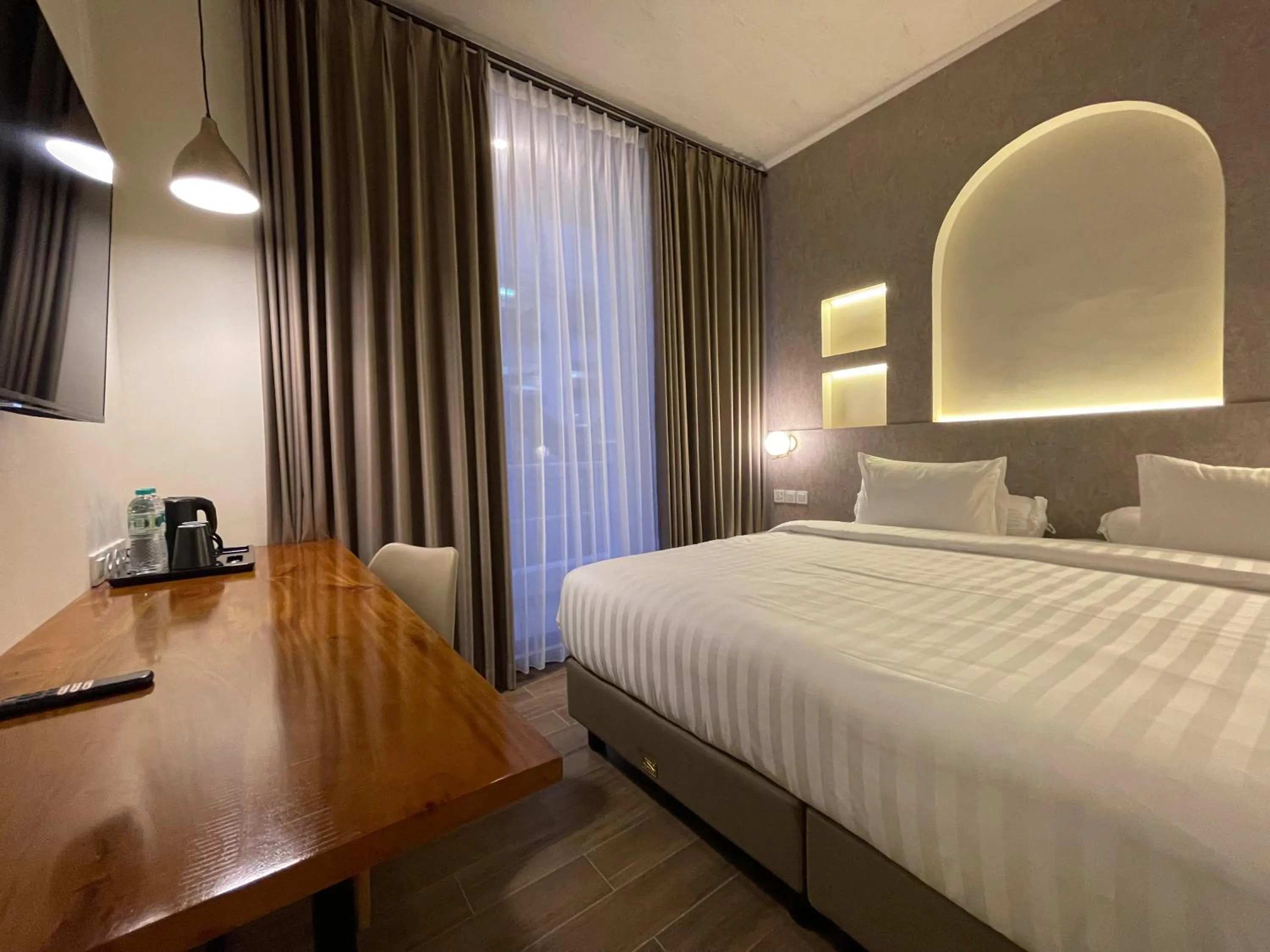Bed in Azana Essence Sanggabuana Bogor