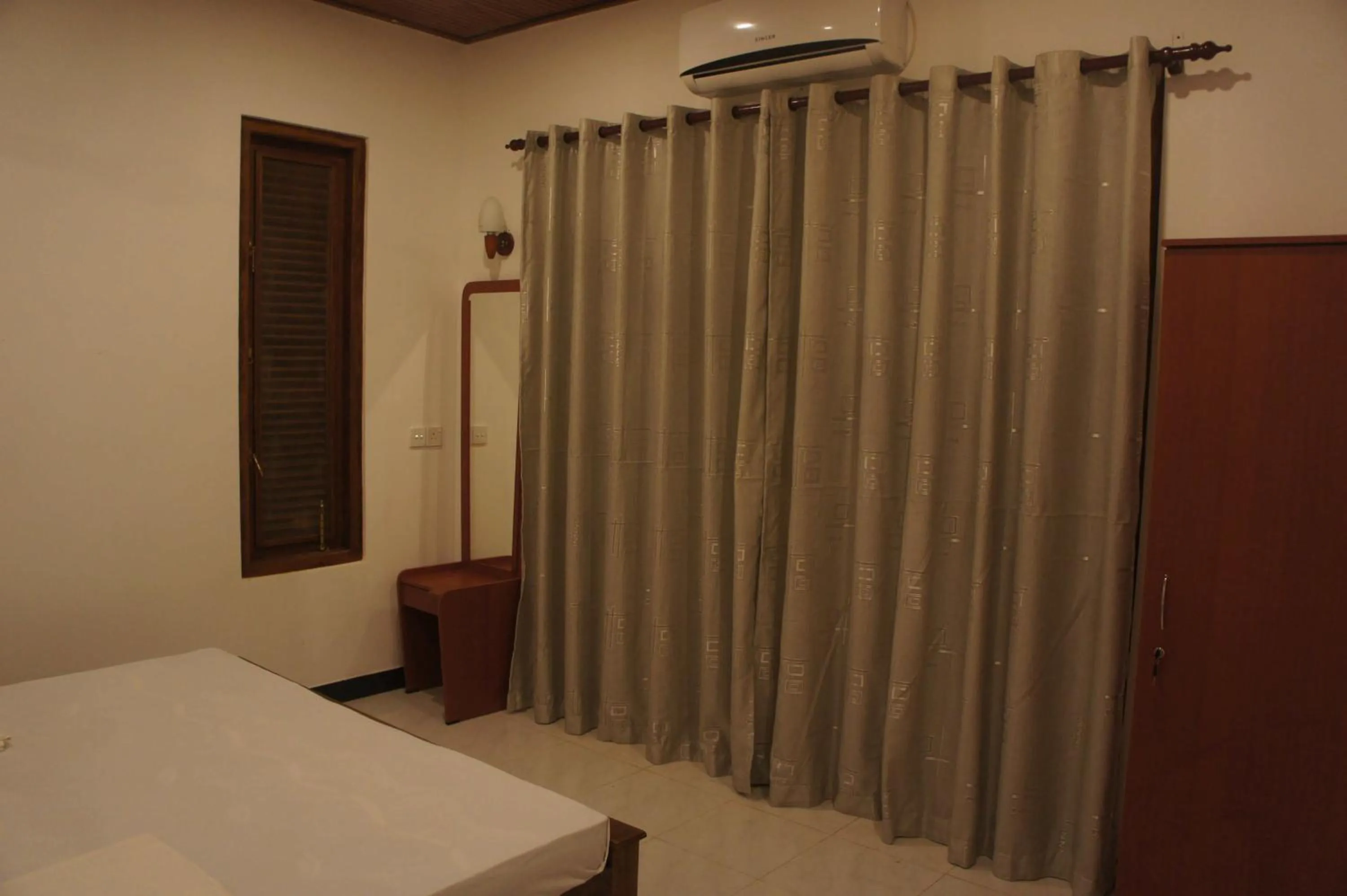 Bedroom, Bed in Sam's Guest House