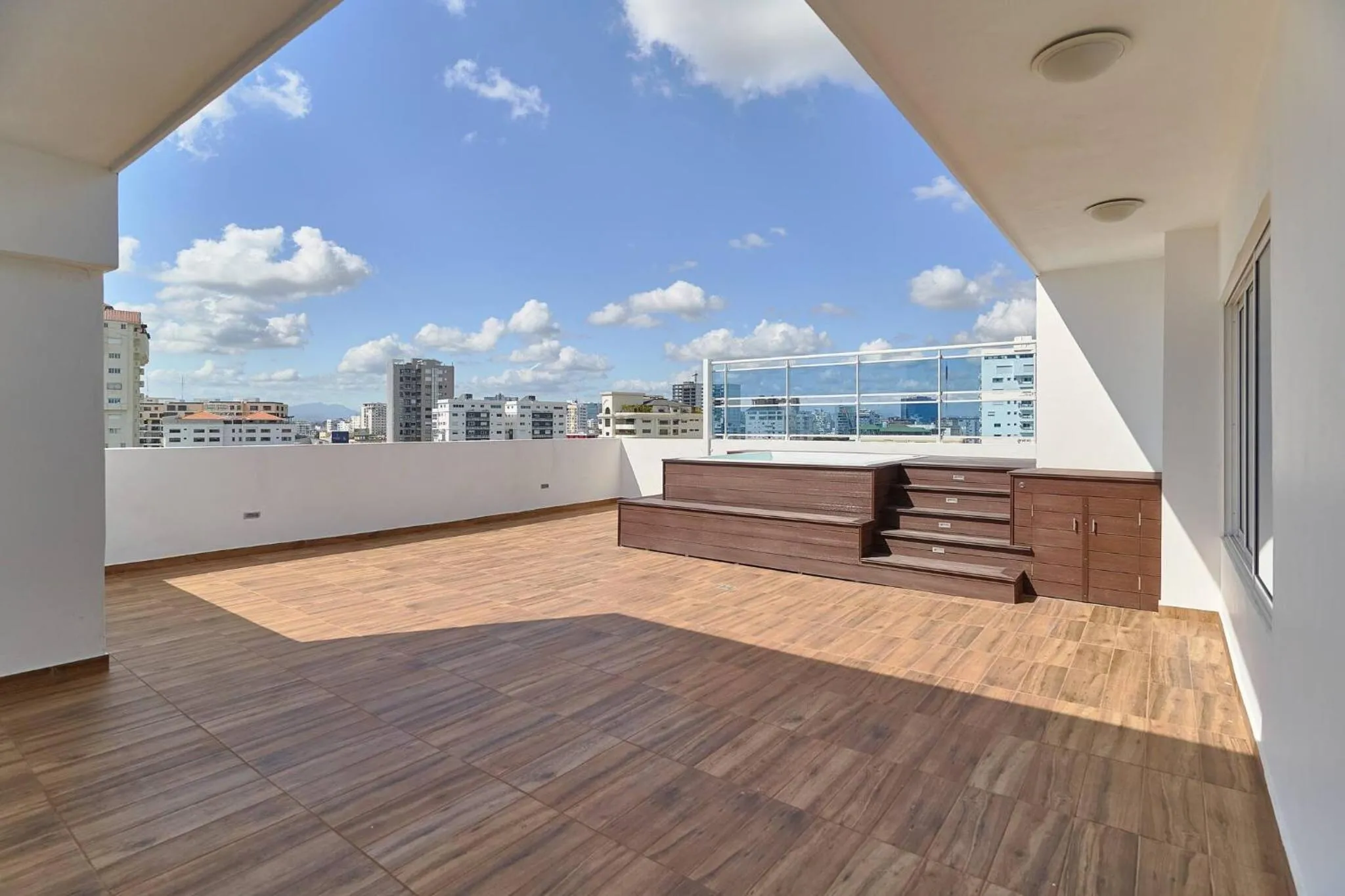 Oasis Urbano Family 2br Pool Gym Lm22-8B