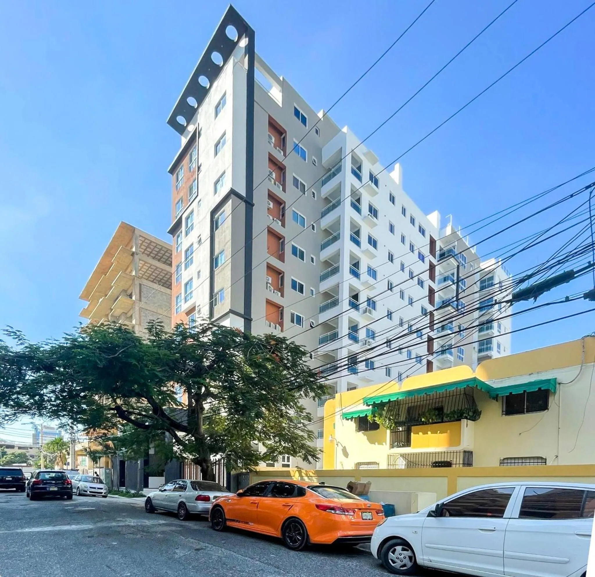 Oasis Urbano Family 2br Pool Gym Lm22-8B