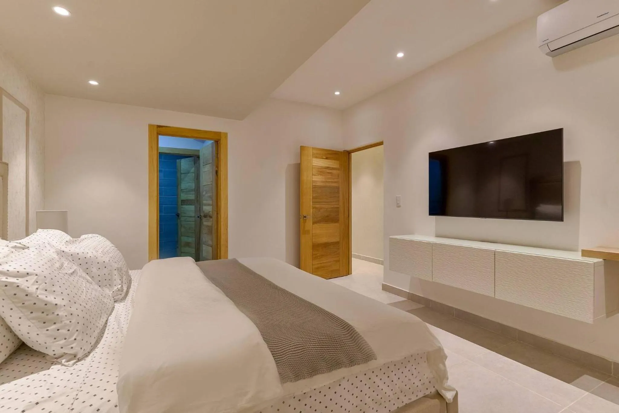 Bed in Oasis Urbano Family 2br Pool Gym Lm22-8B