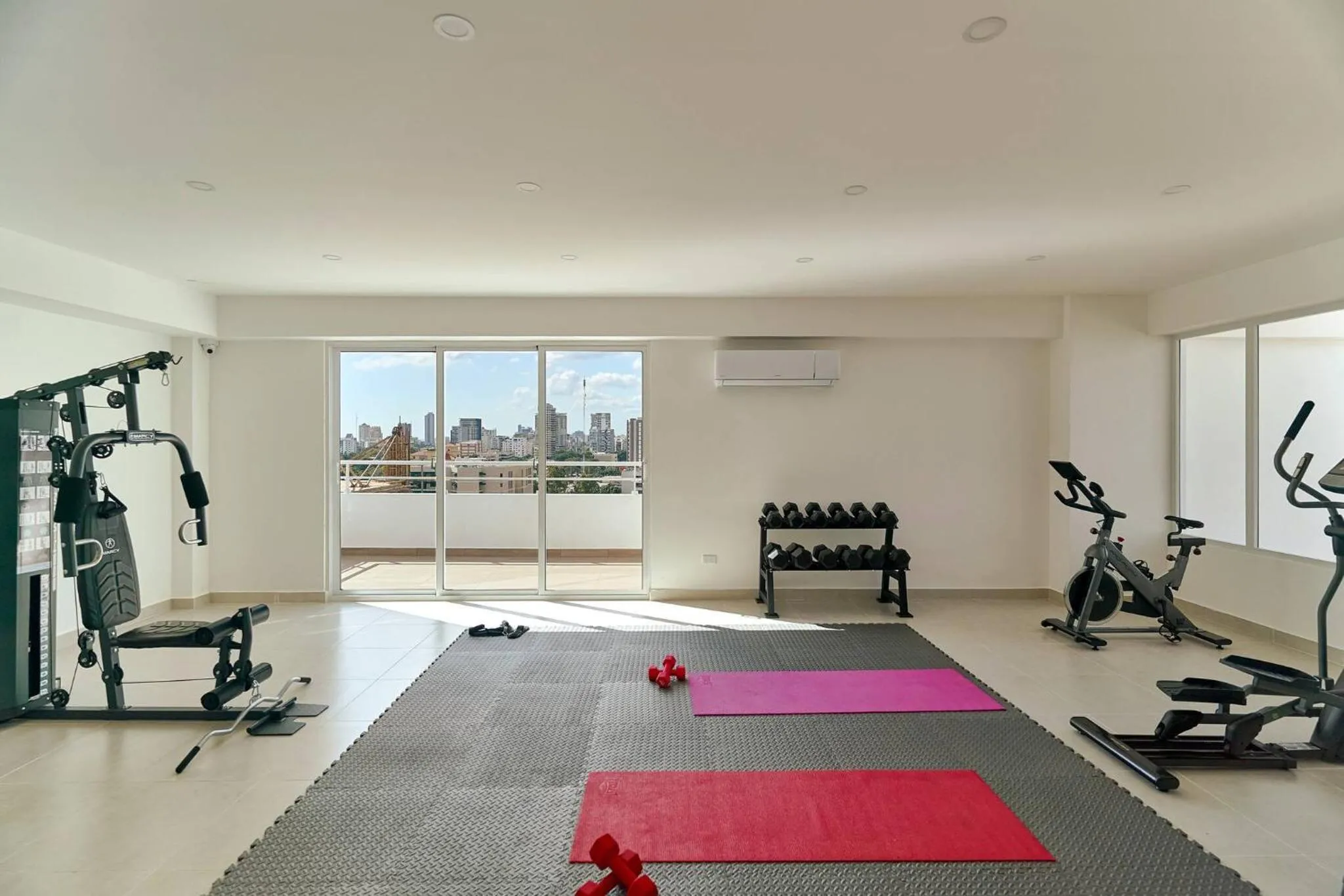 Oasis Urbano Family 2br Pool Gym Lm22-8B