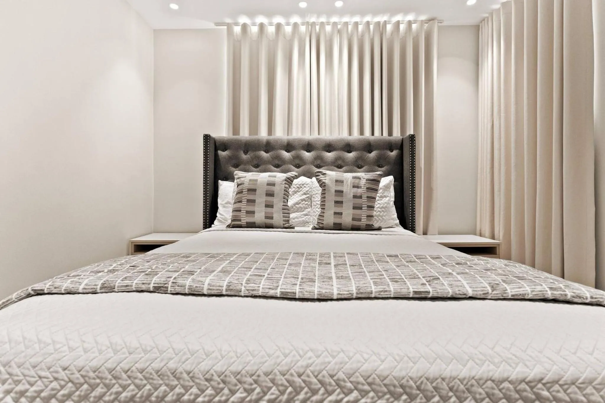 Bed in Oasis Urbano Family 2br Pool Gym Lm22-8B