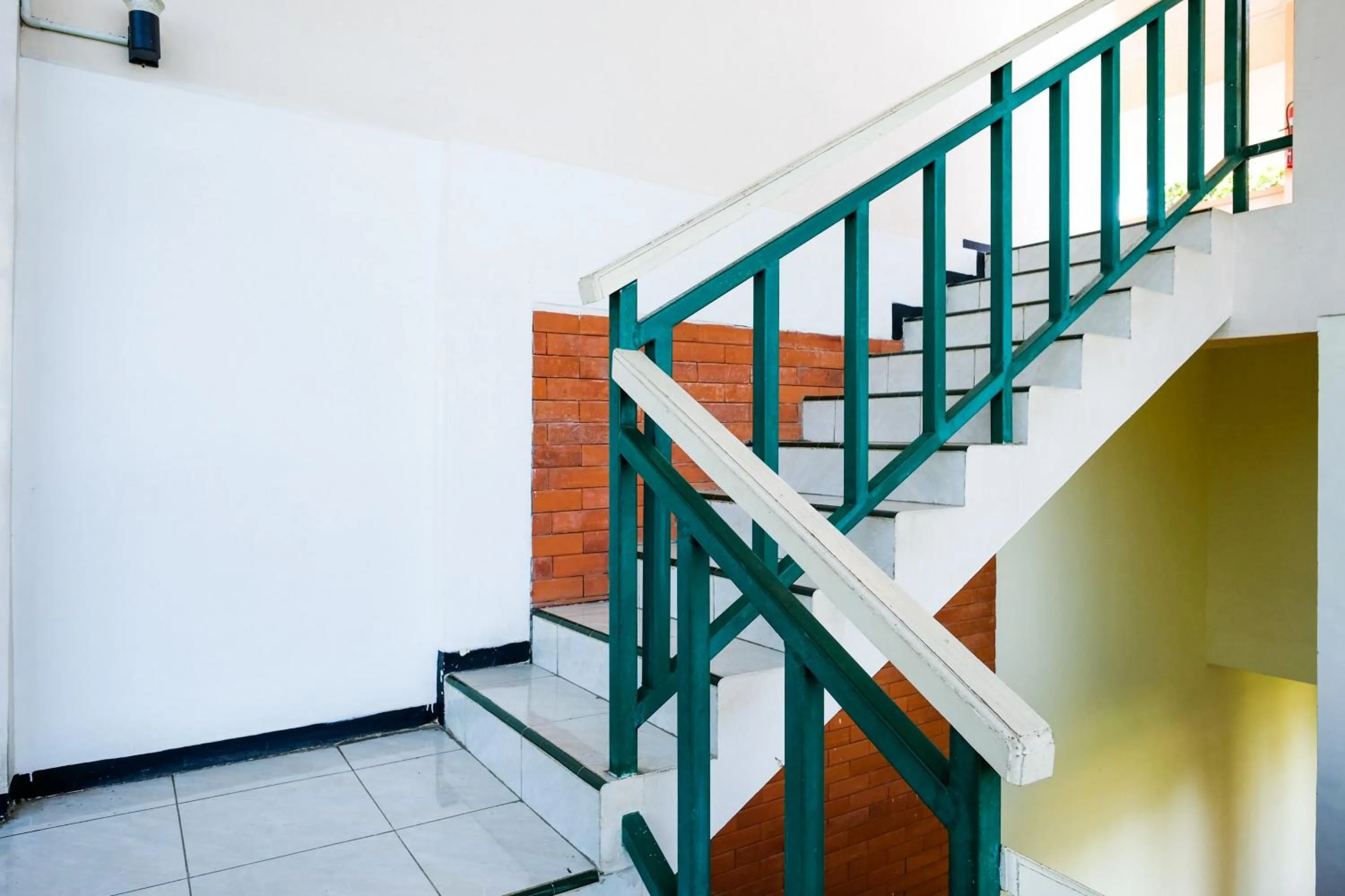 Property building in RedDoorz at Jestro Guest House Batu