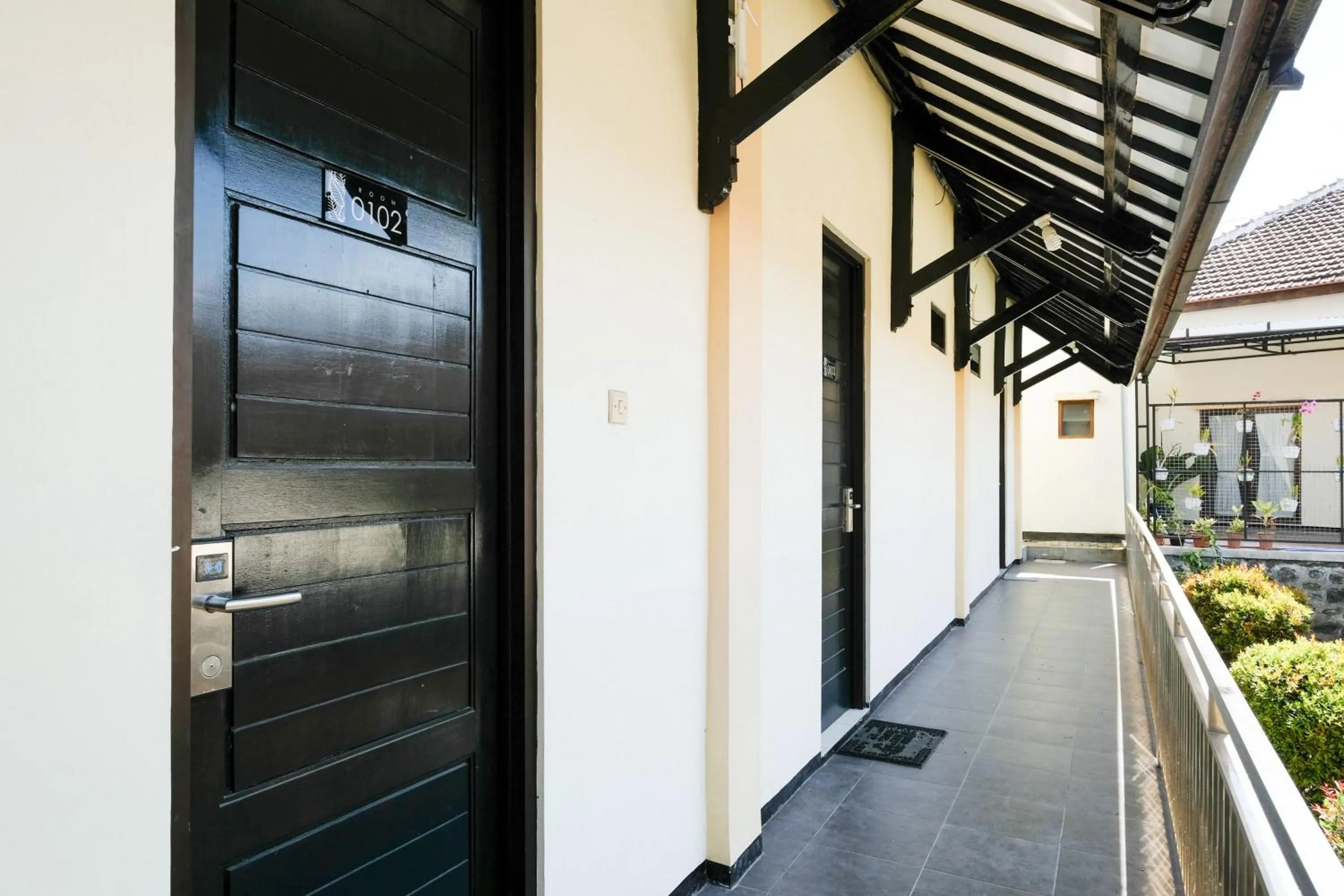 Property building in RedDoorz at Jestro Guest House Batu