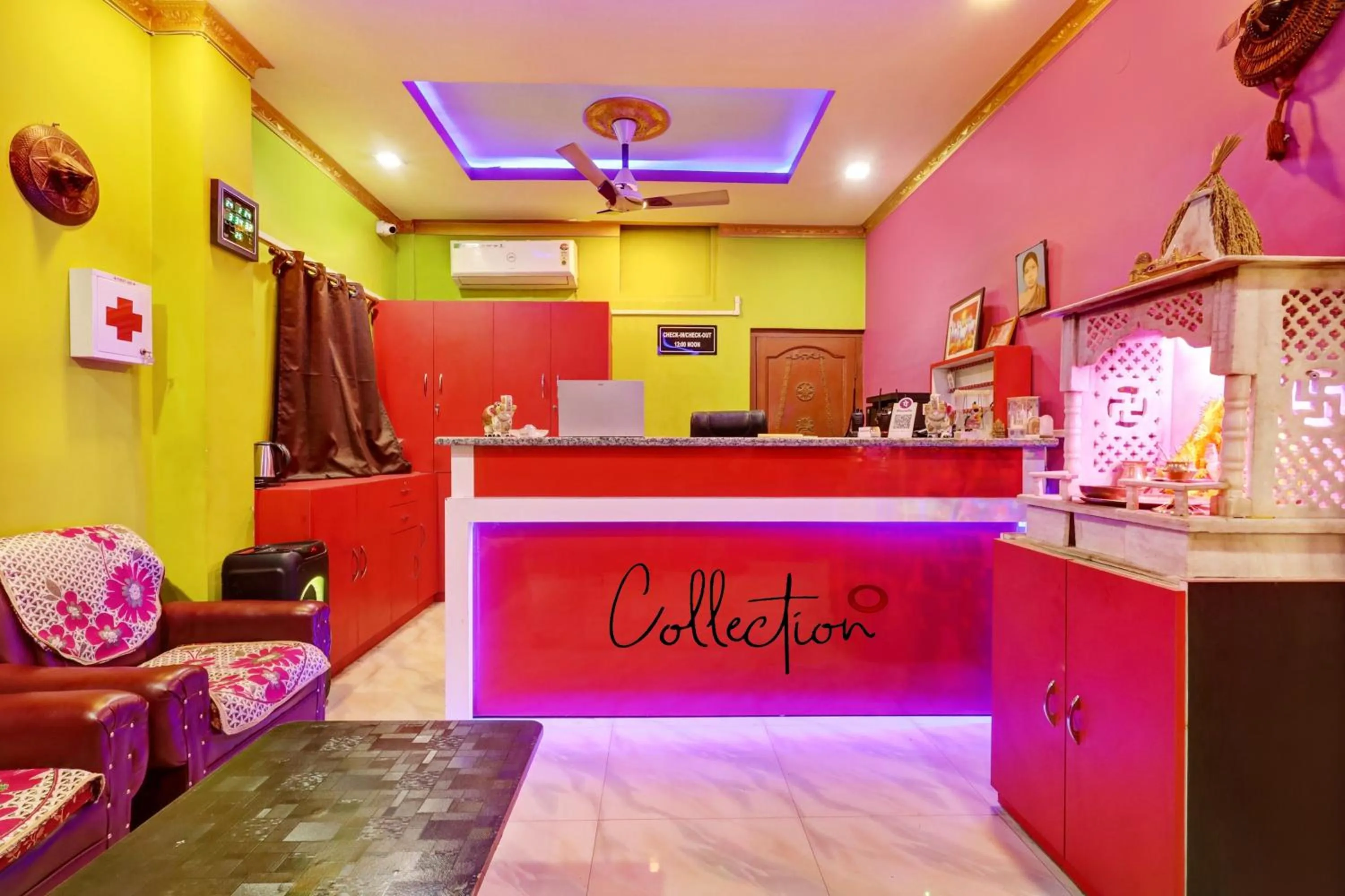 Lobby or reception in Hotel O Maa Bharati