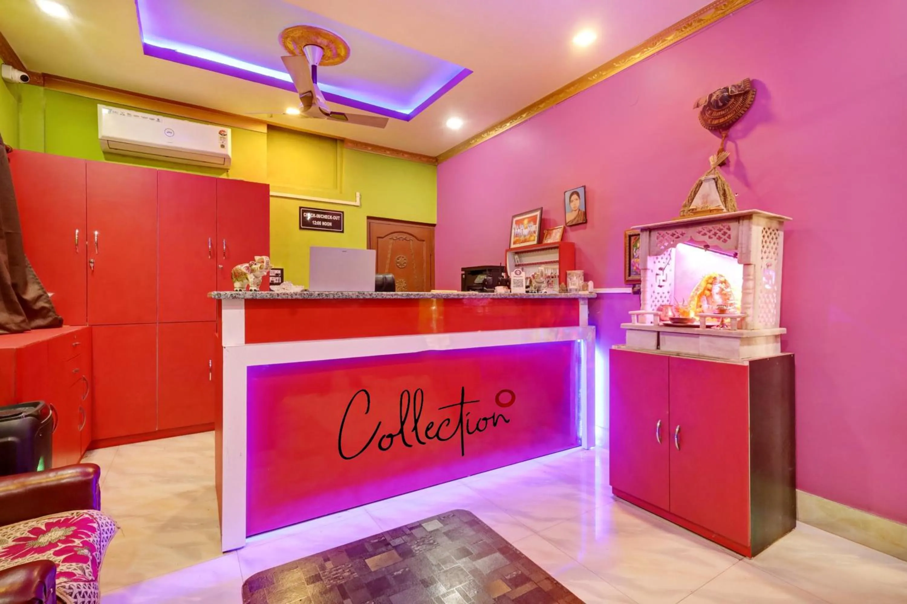 Lobby or reception in Hotel O Maa Bharati