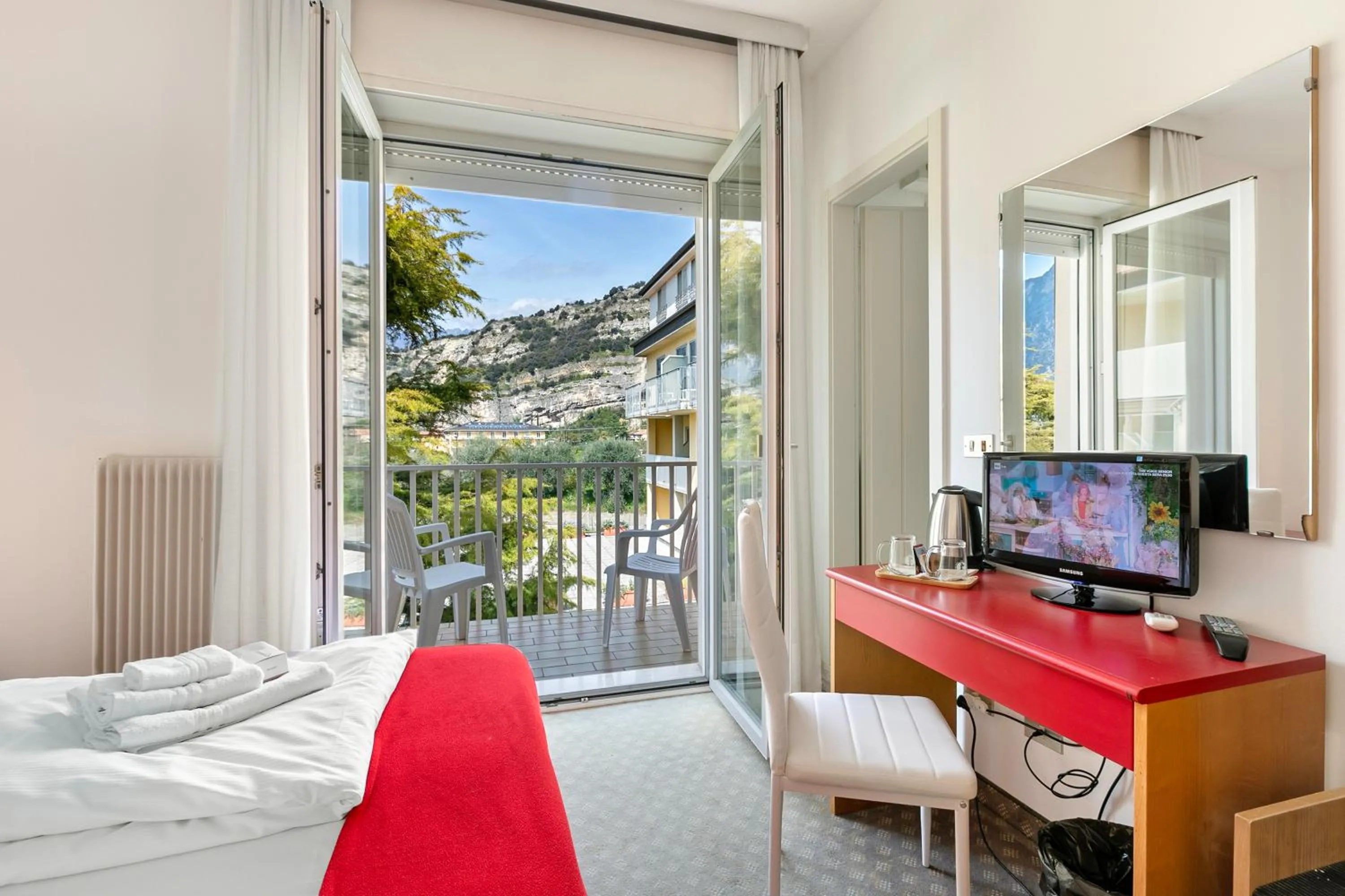 Bedroom, Bed in Bike & Wind Hotel Villa Maria