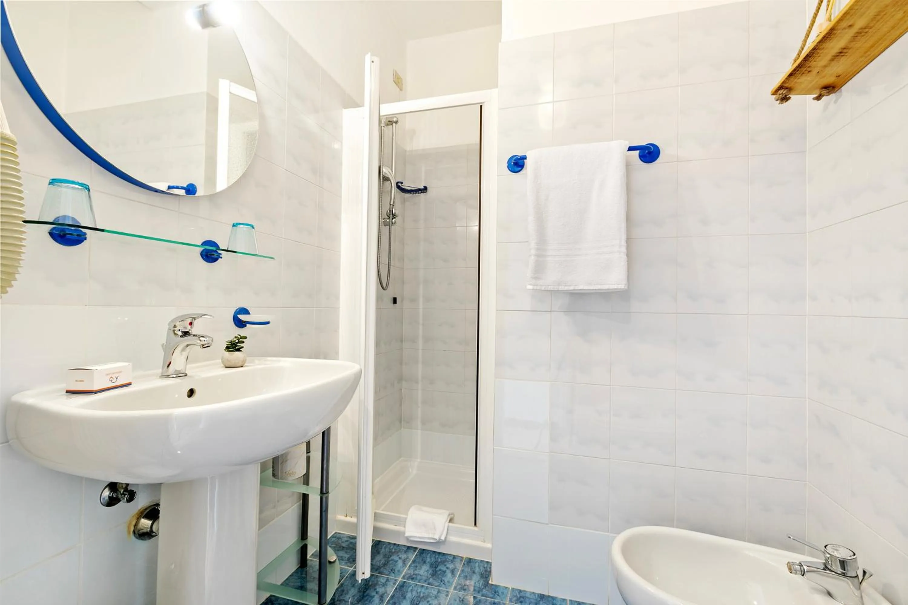 Bathroom in Bike & Wind Hotel Villa Maria