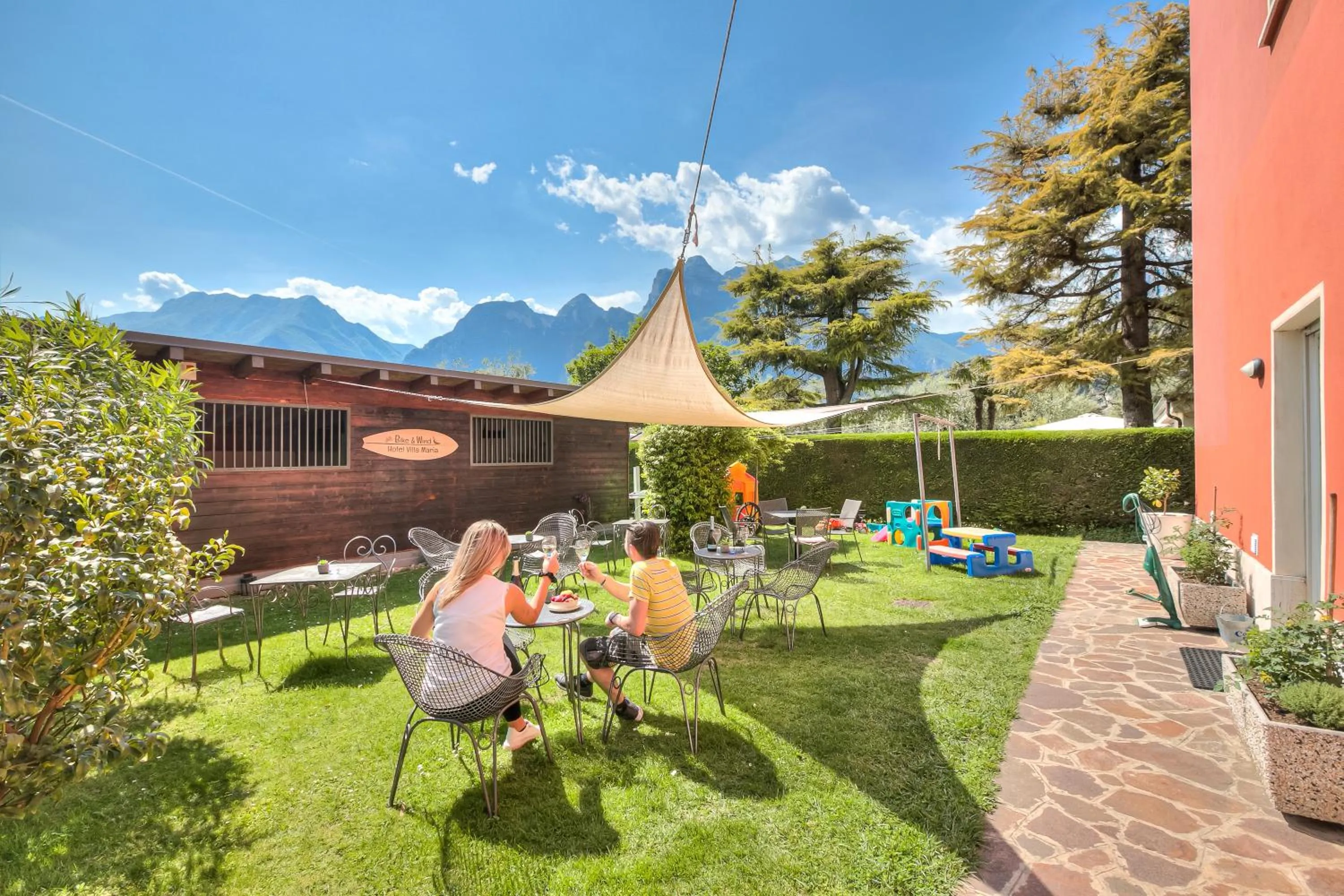 Garden in Bike & Wind Hotel Villa Maria