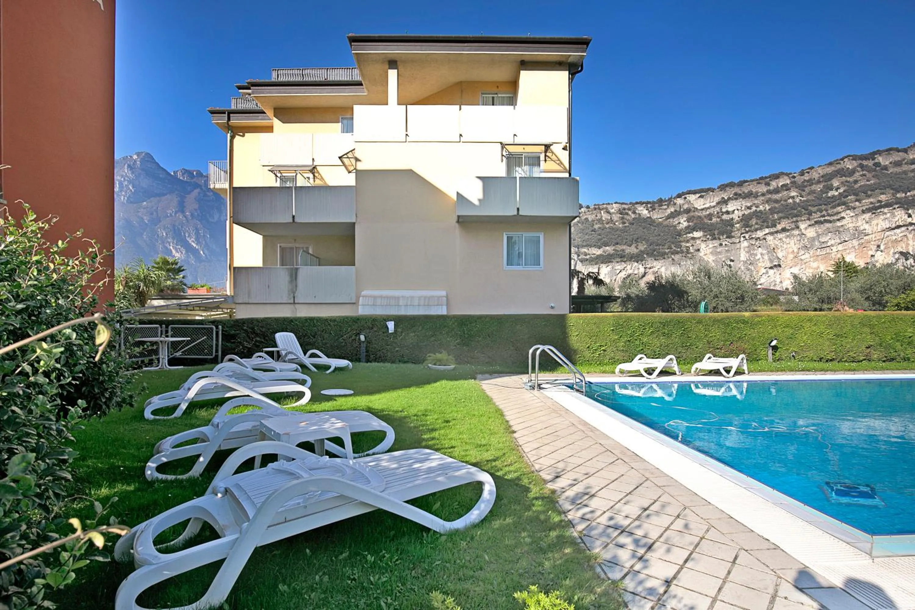 Pool view in Bike & Wind Hotel Villa Maria