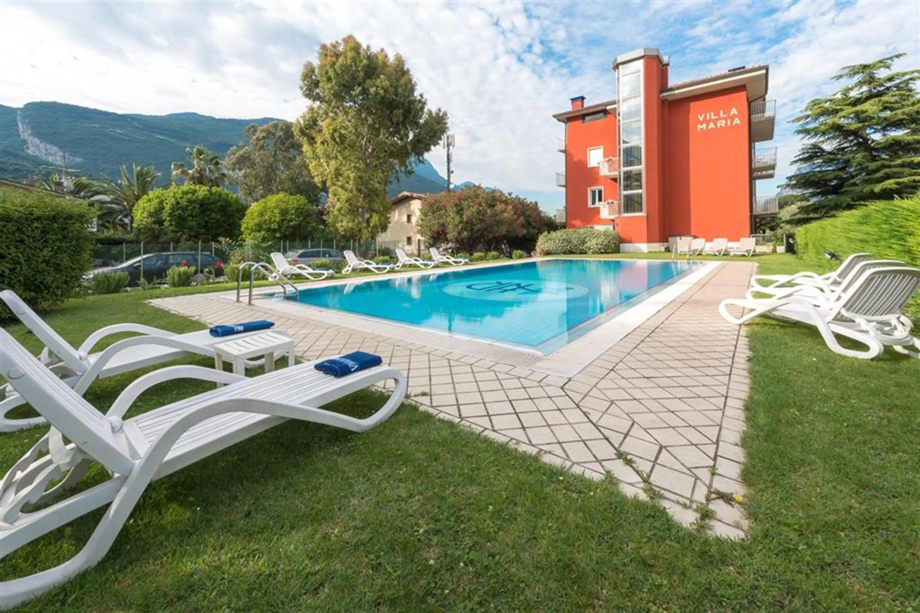 Property building in Bike & Wind Hotel Villa Maria