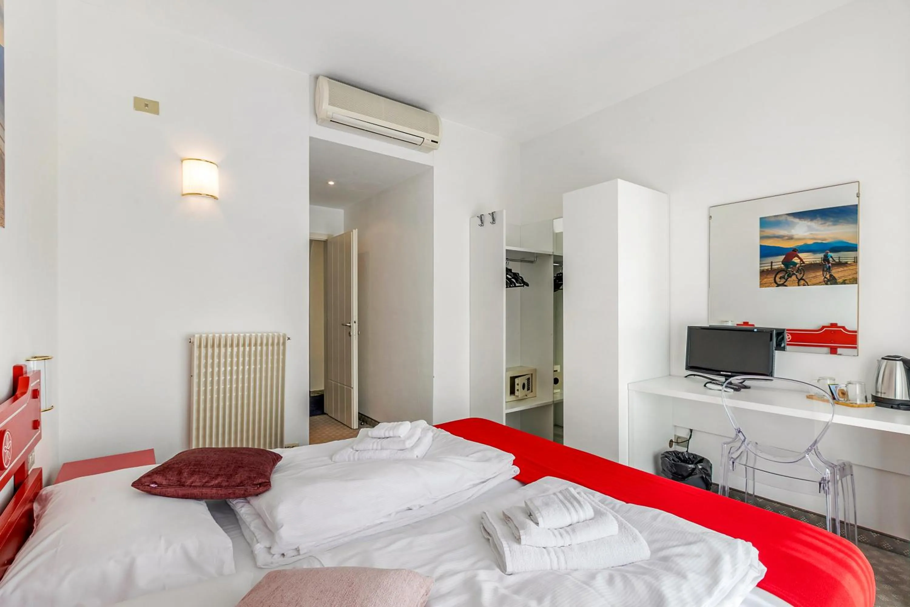 Bedroom, Bed in Bike & Wind Hotel Villa Maria