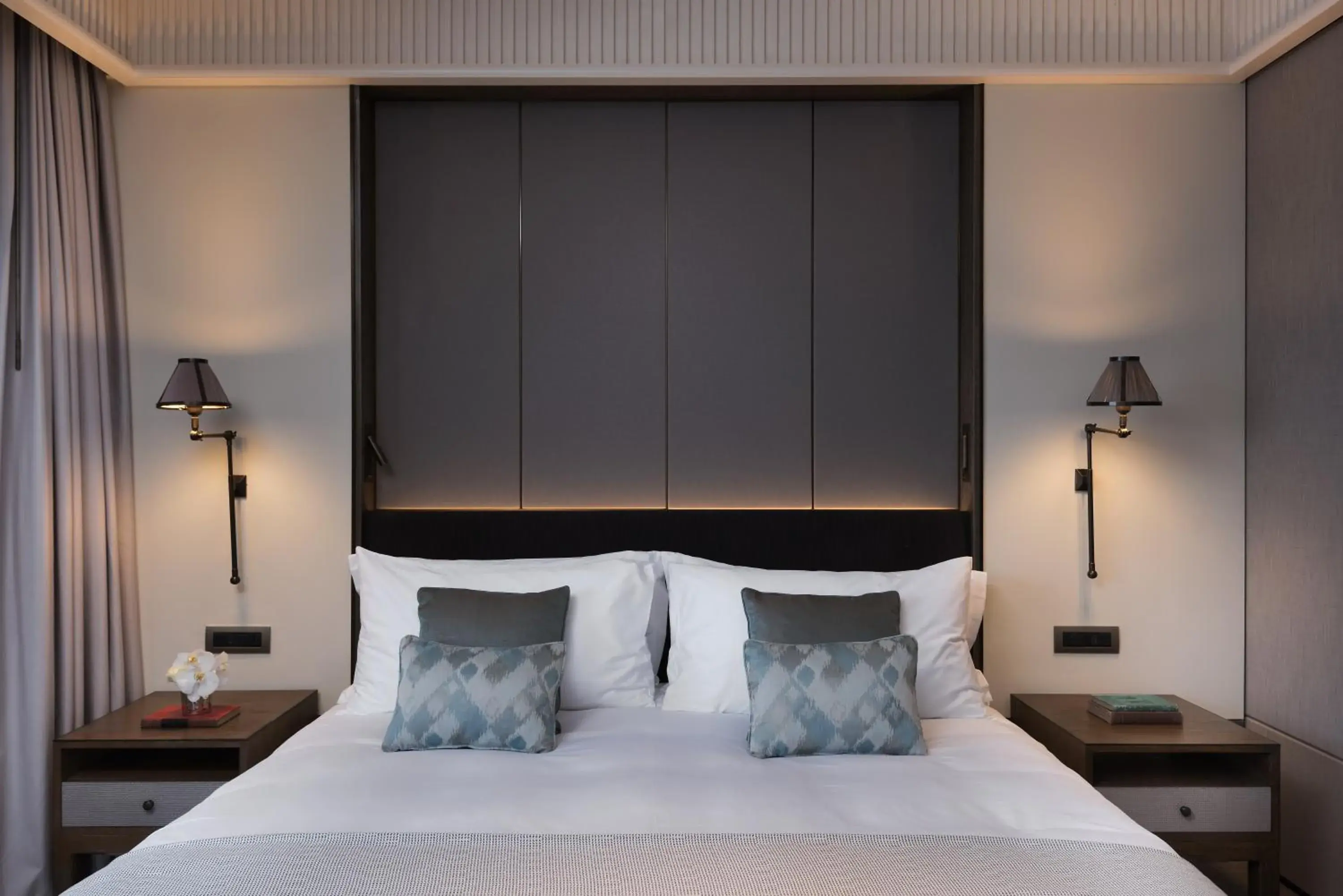 Bedroom, Bed in Princes' Palace Resort, Buyukada Bedroom, Bed in Princes' Palace Resort, Buyukada