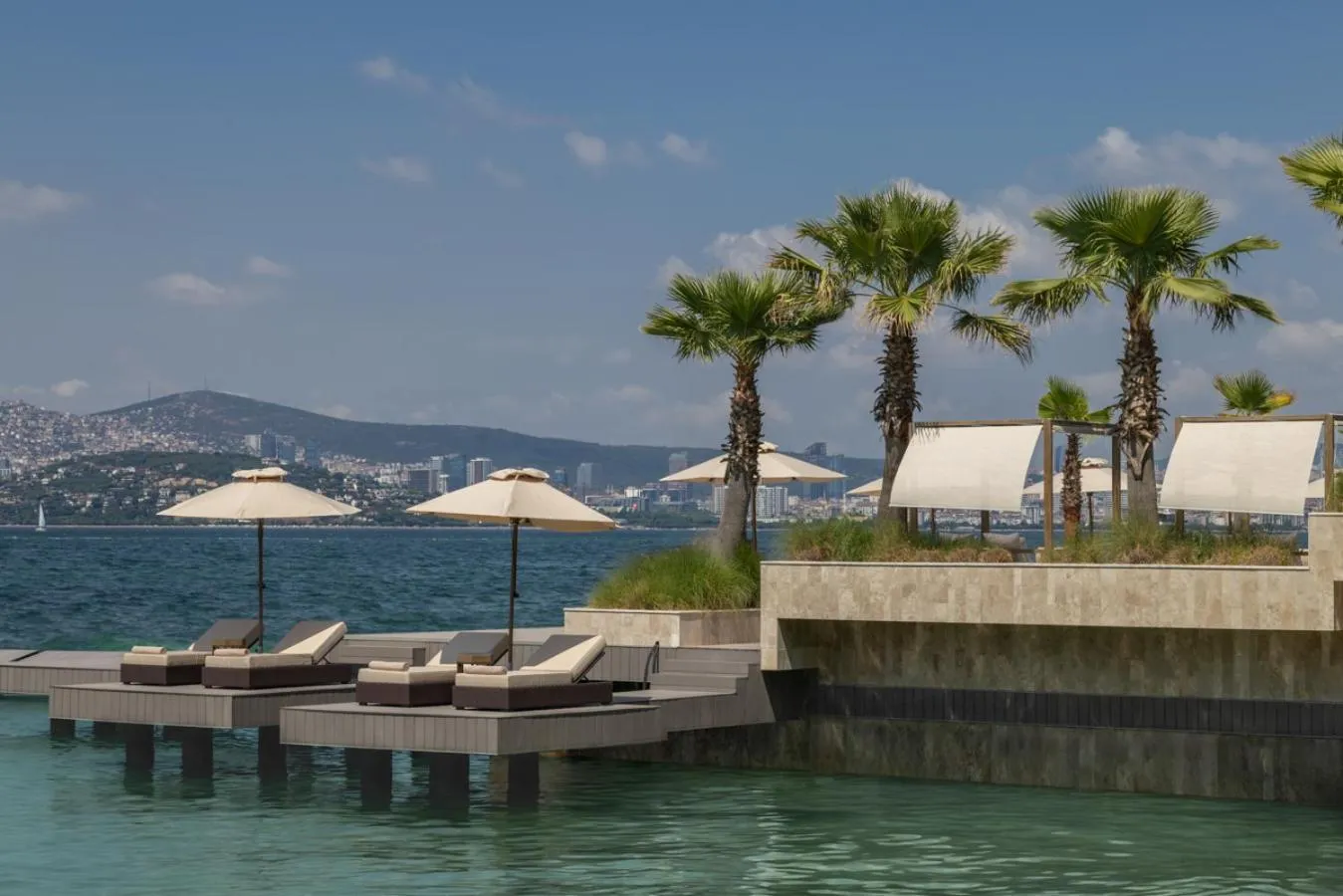 Day in Princes' Palace Resort, Buyukada