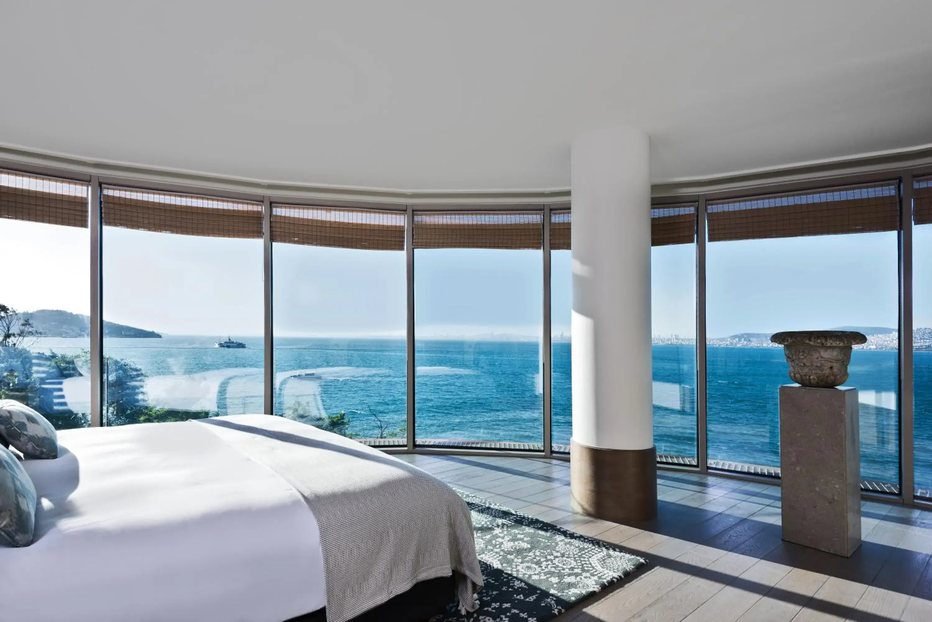 Bedroom, Bed in Princes' Palace Resort, Buyukada Bedroom, Bed in Princes' Palace Resort, Buyukada