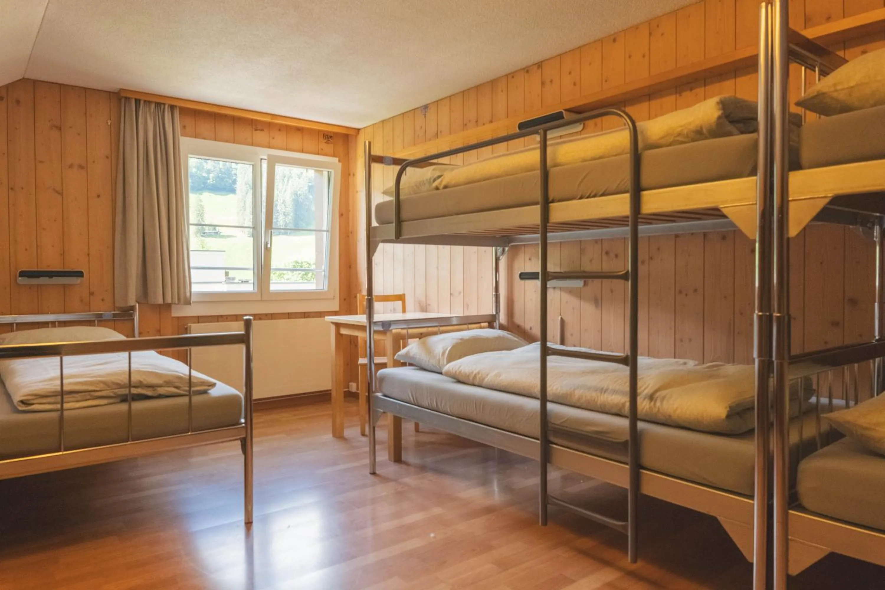 Photo of the whole room, Bed in Engelberg Youth Hostel