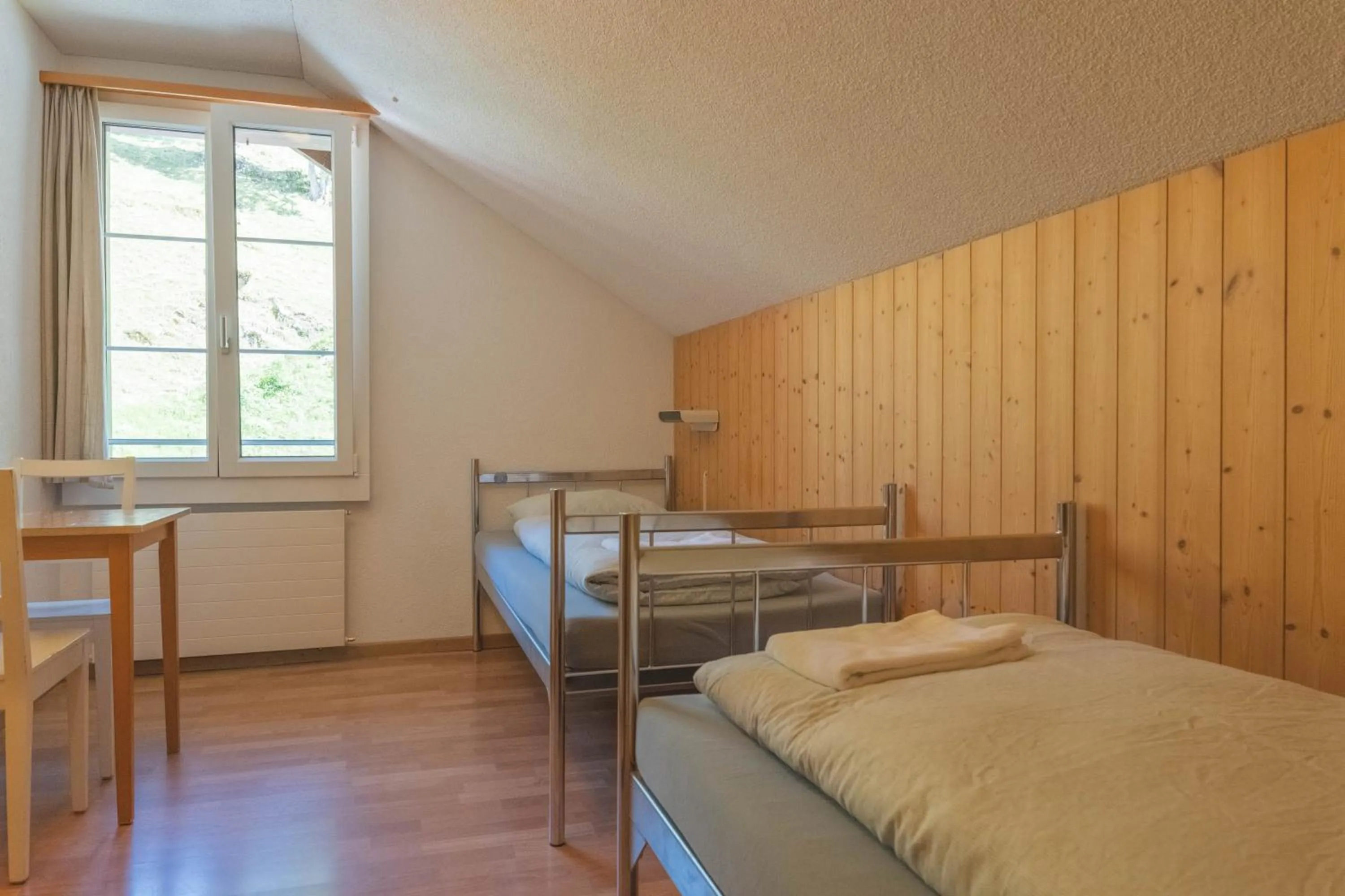 Photo of the whole room, Bed in Engelberg Youth Hostel