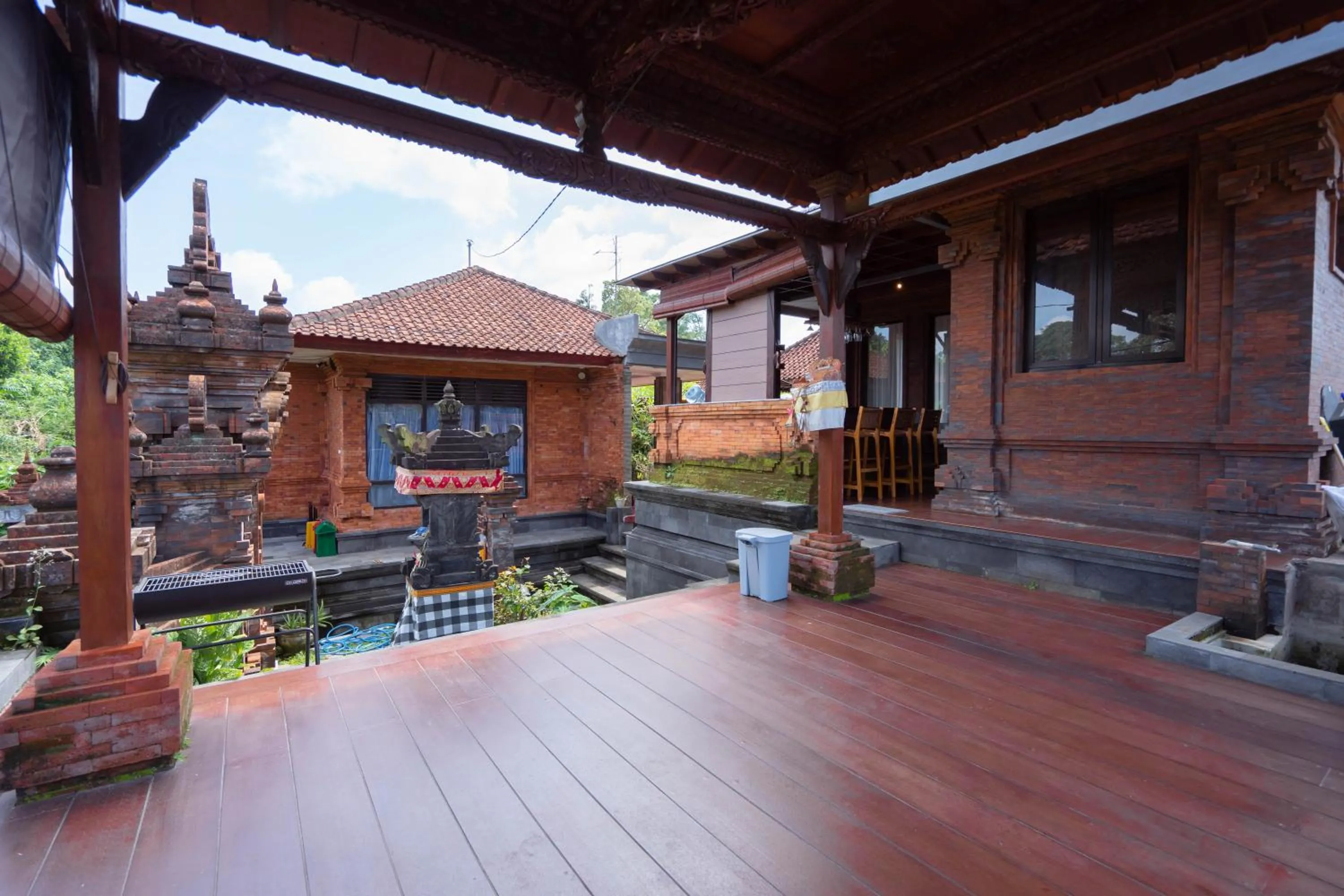 Facade/entrance in Tebluess Gianyar