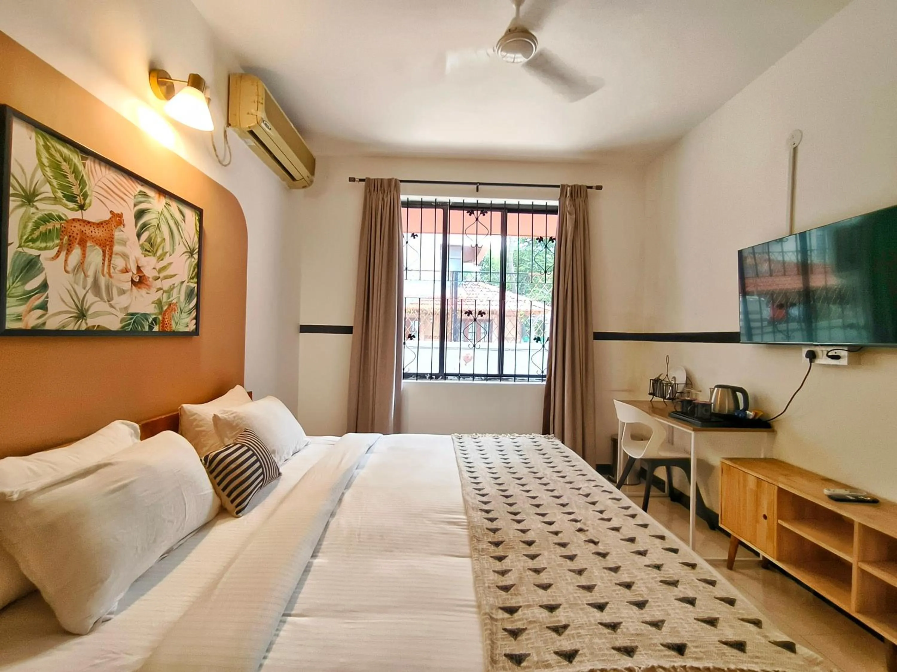 Bed in Olive Hotel Palace Road by Embassy Group