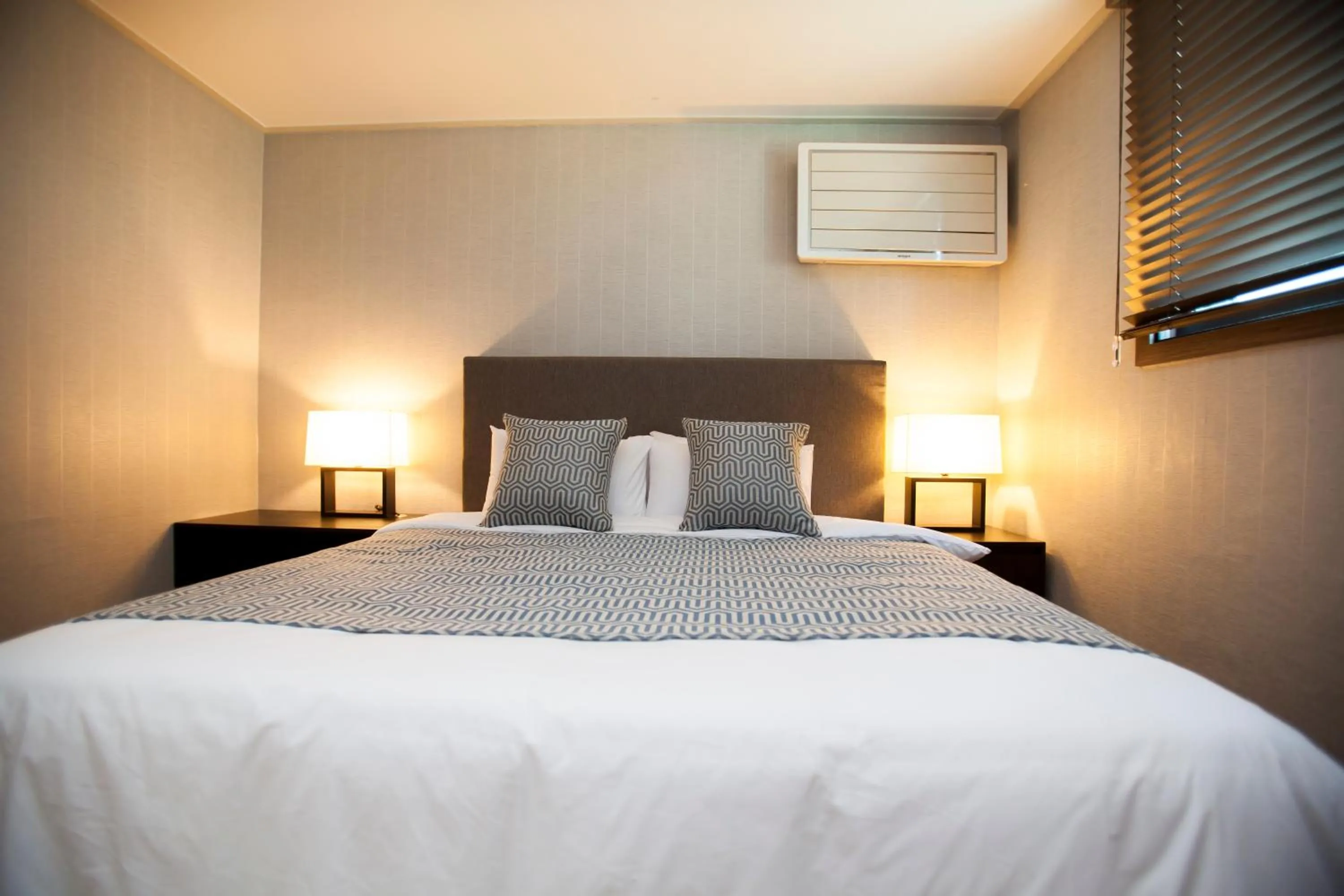 Bed in I-check Hyunjin Hotel