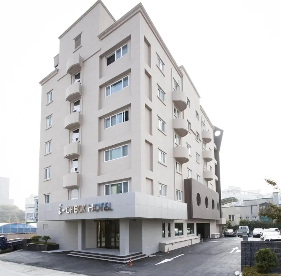 Property building in I-check Hyunjin Hotel