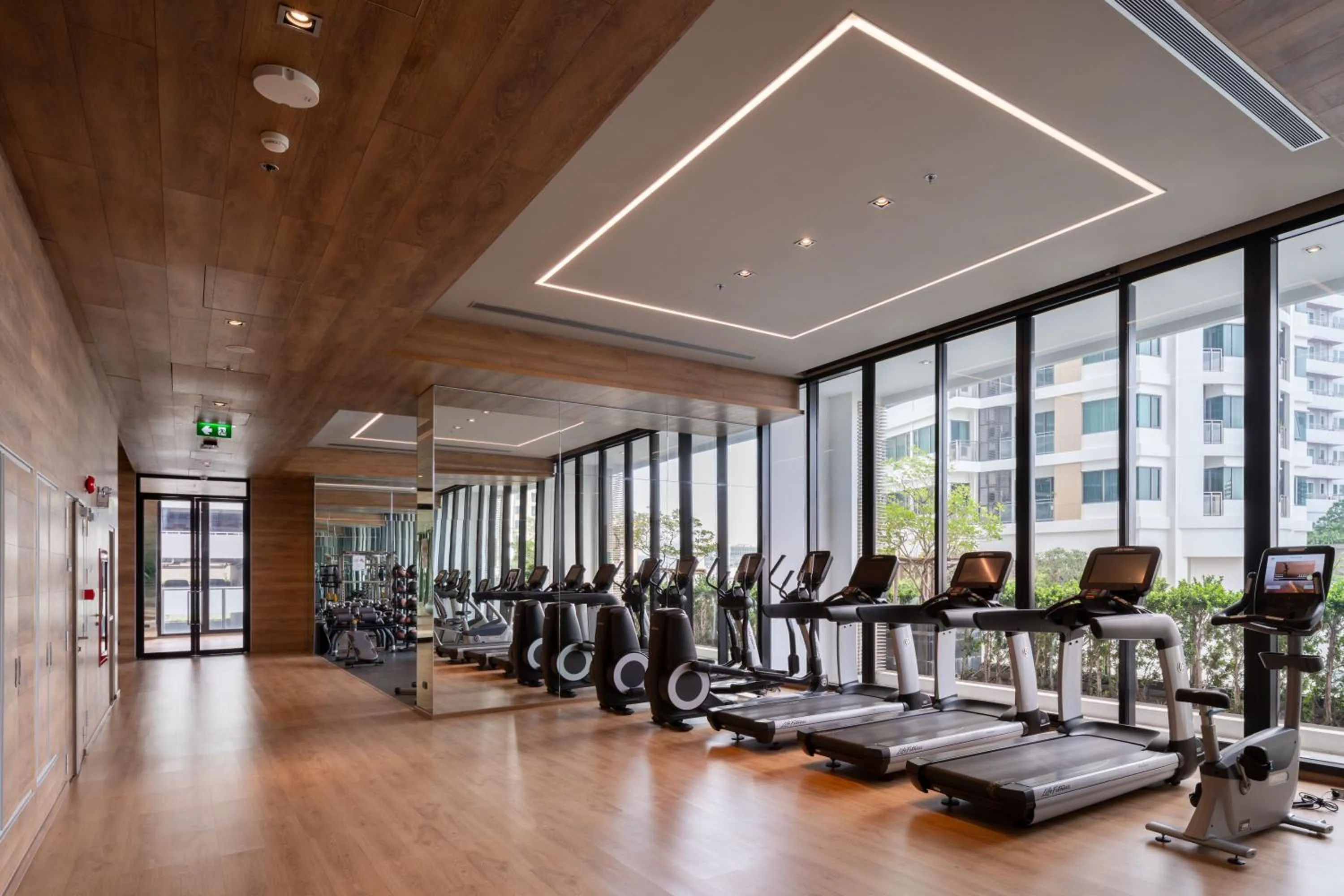 Fitness centre/facilities in Hampton Residence Next To Emporium
