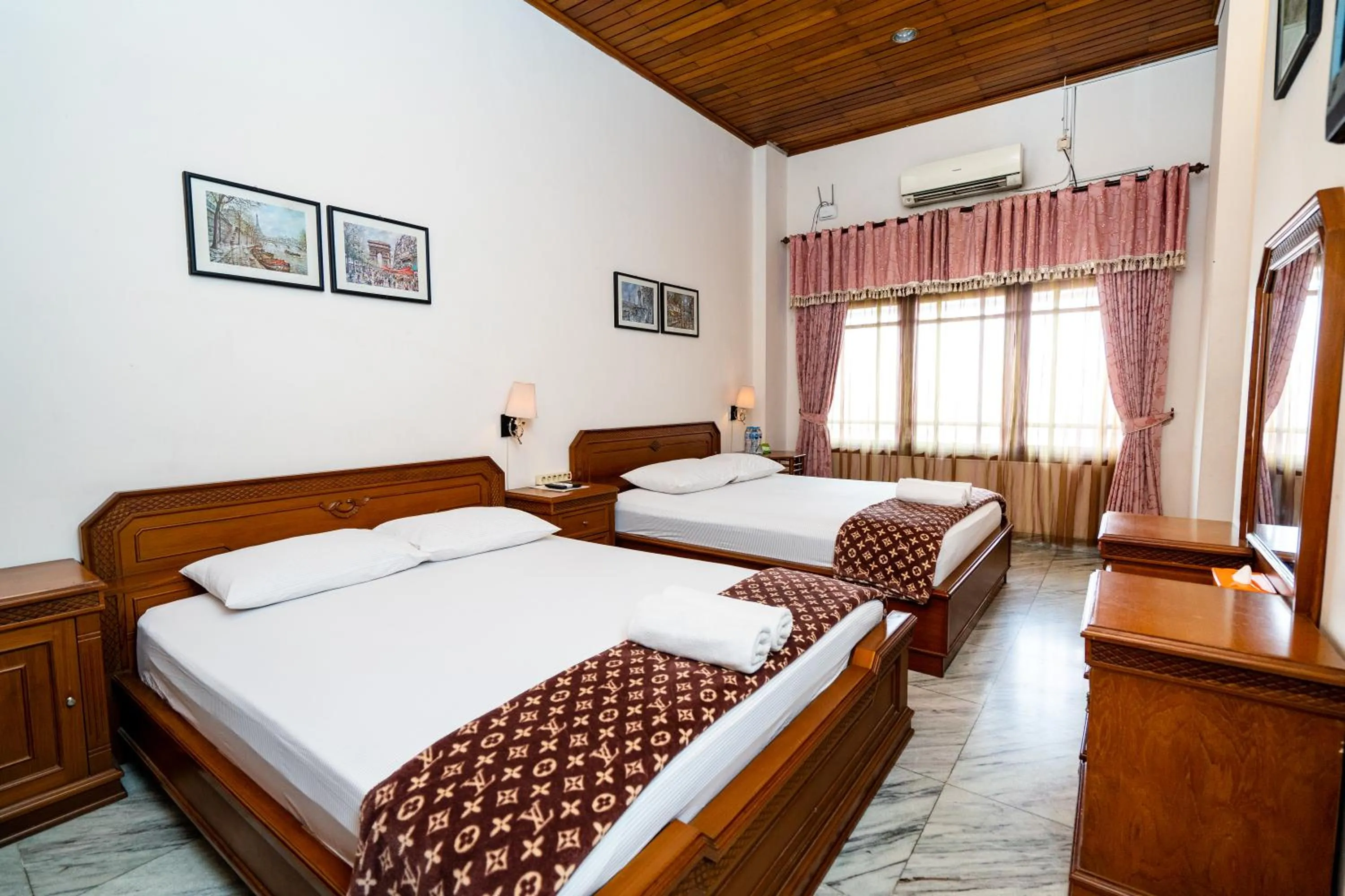 Bathroom, Bed in D Ajenk Boutique Guesthouse