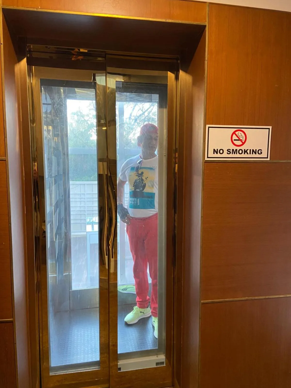 elevator in Beach Paradise Miramar Goa