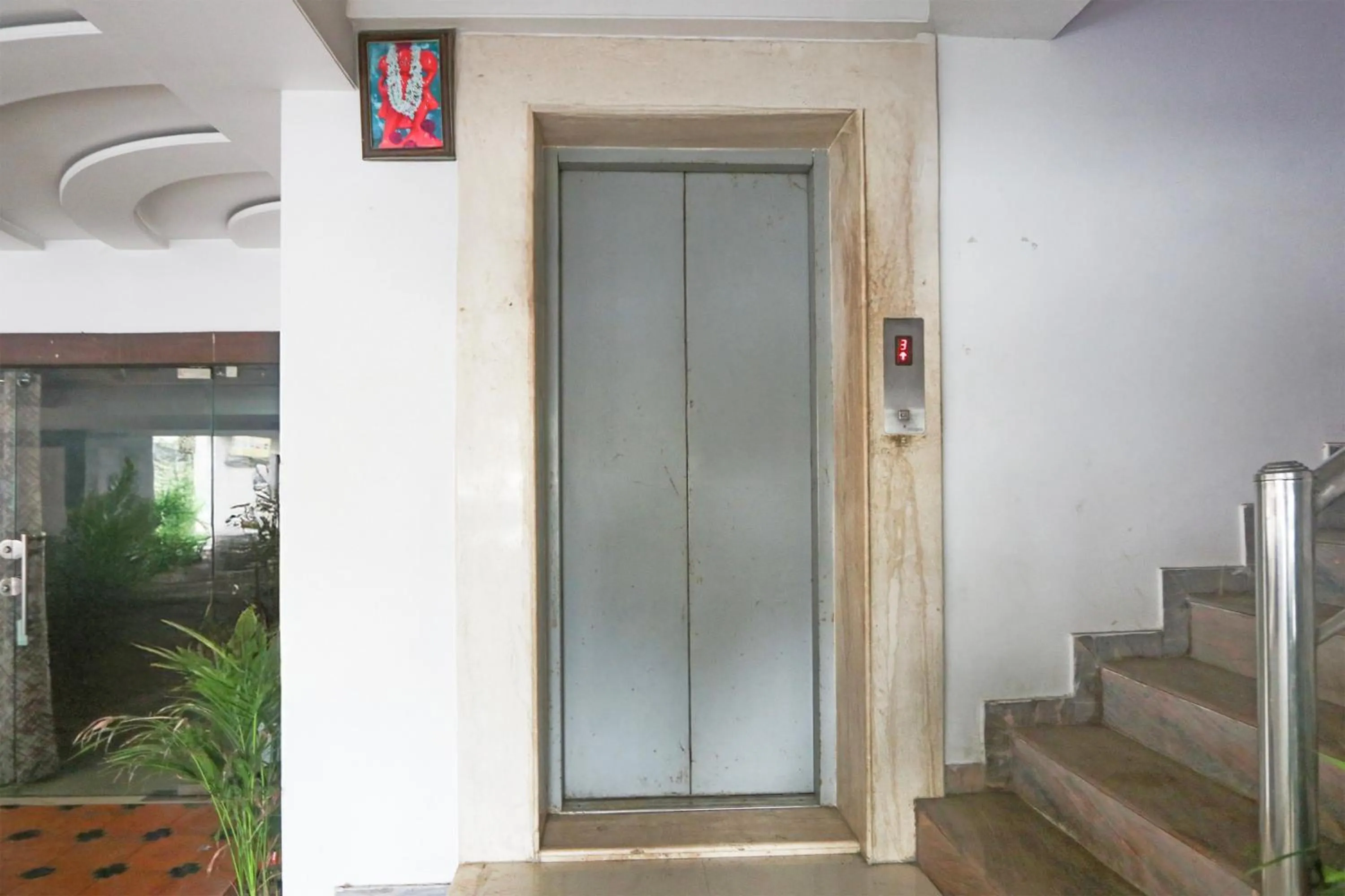 Super Townhouse Oak Ramdaspeth Downtown