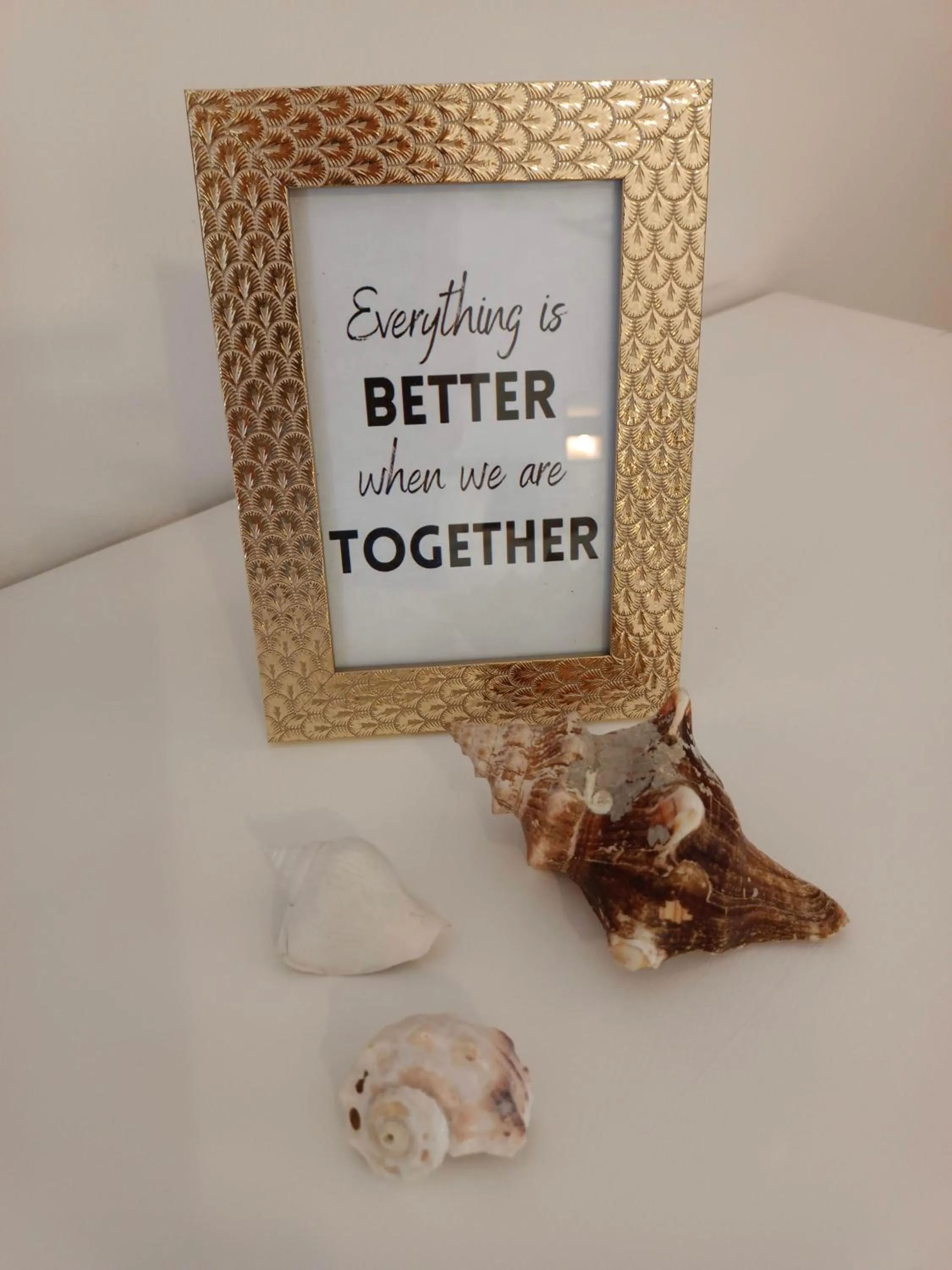 Text overlay in Weligama Ocean Breeze