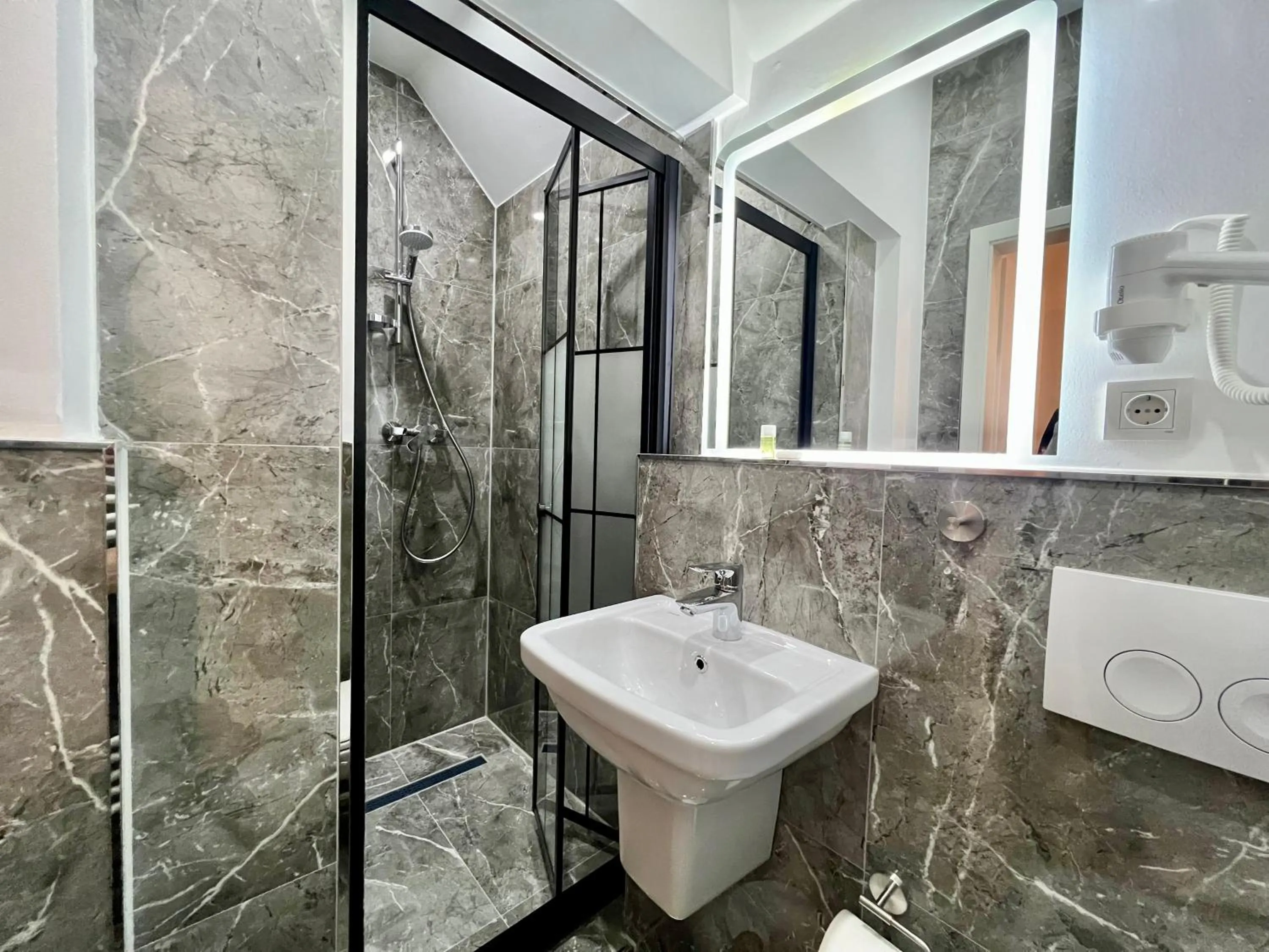 Bathroom in Durmaz Hotel