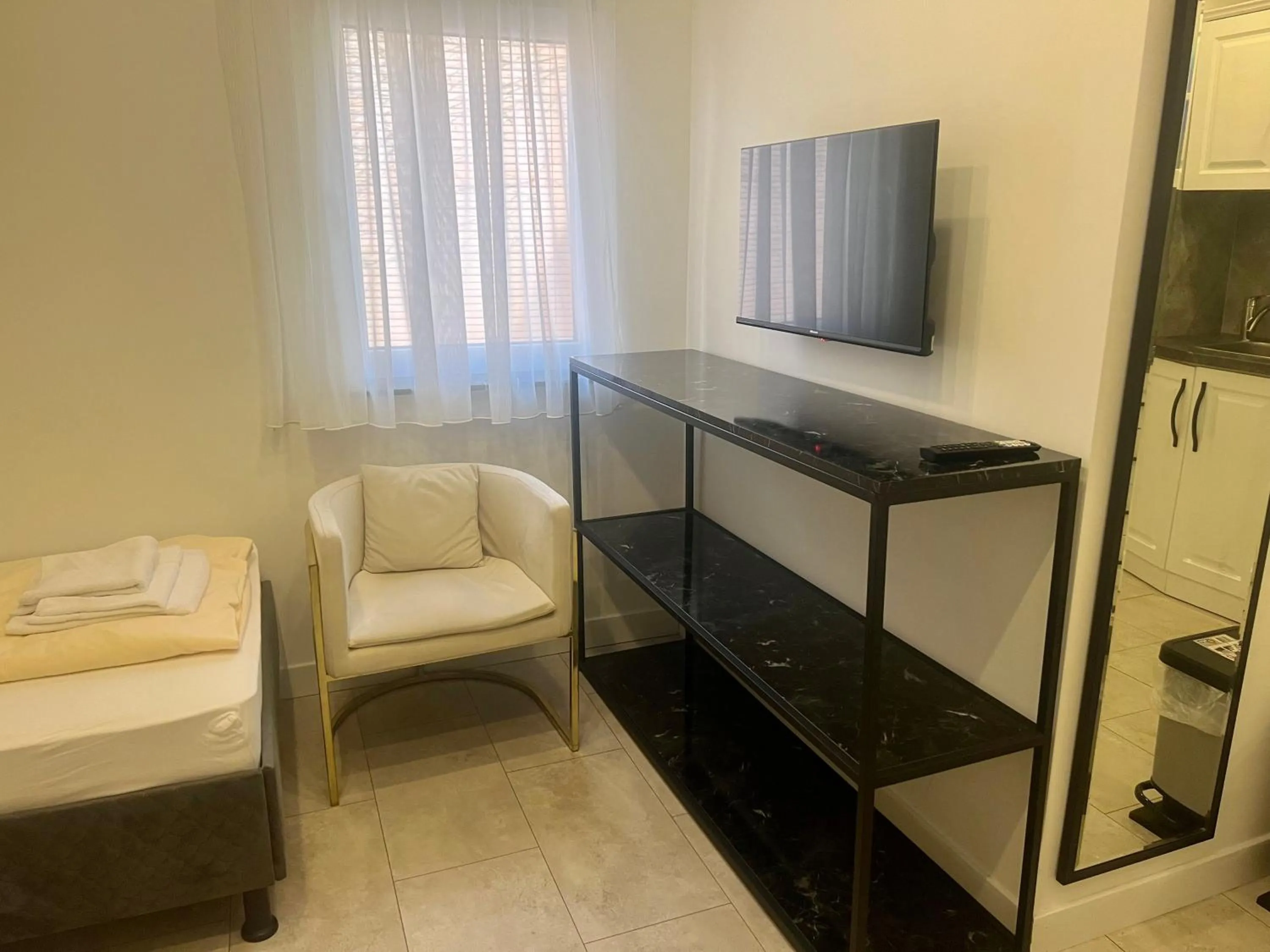 TV and multimedia, Bed in Durmaz Hotel