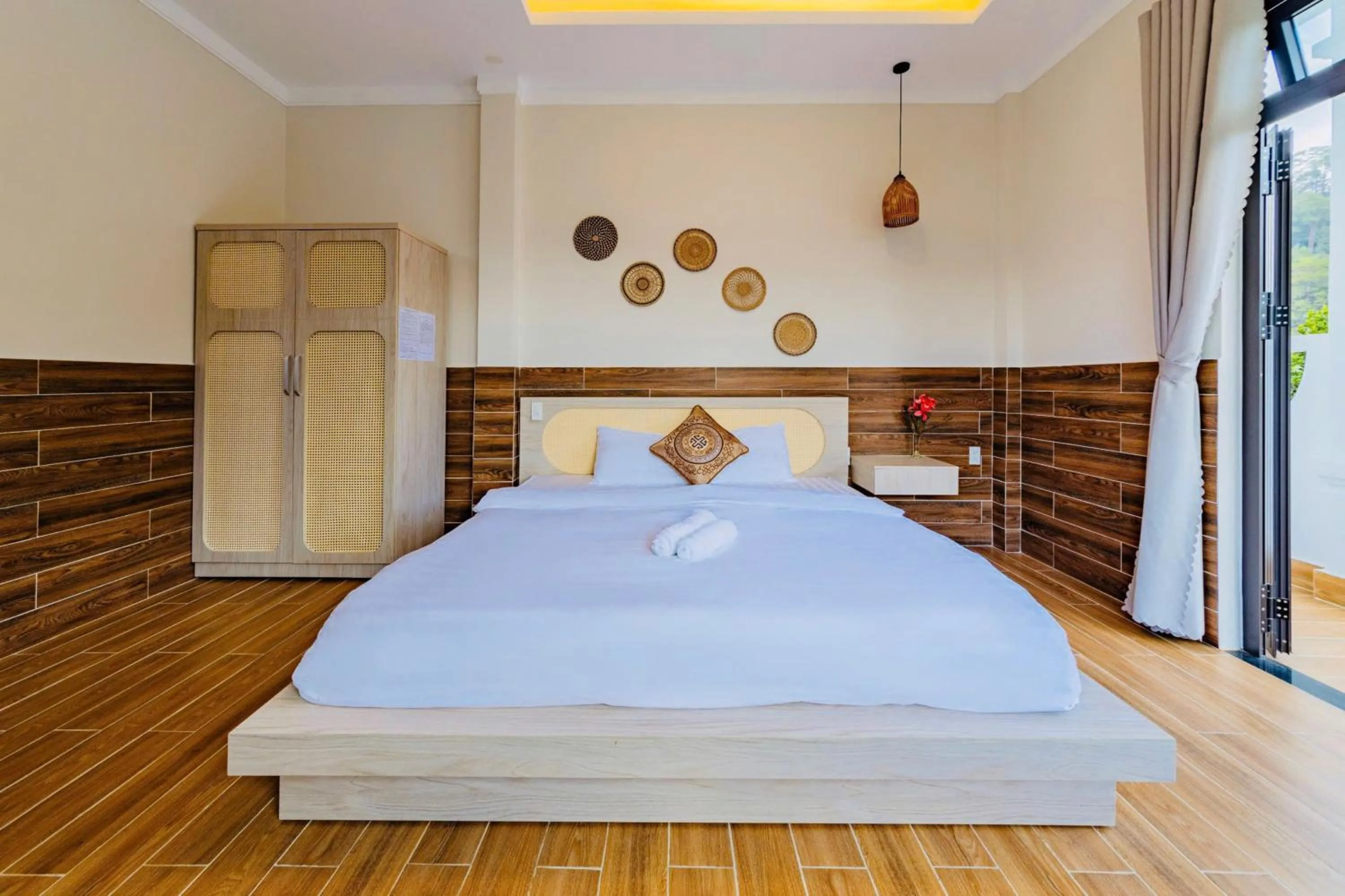 Bed in White Villa Đà Lạt