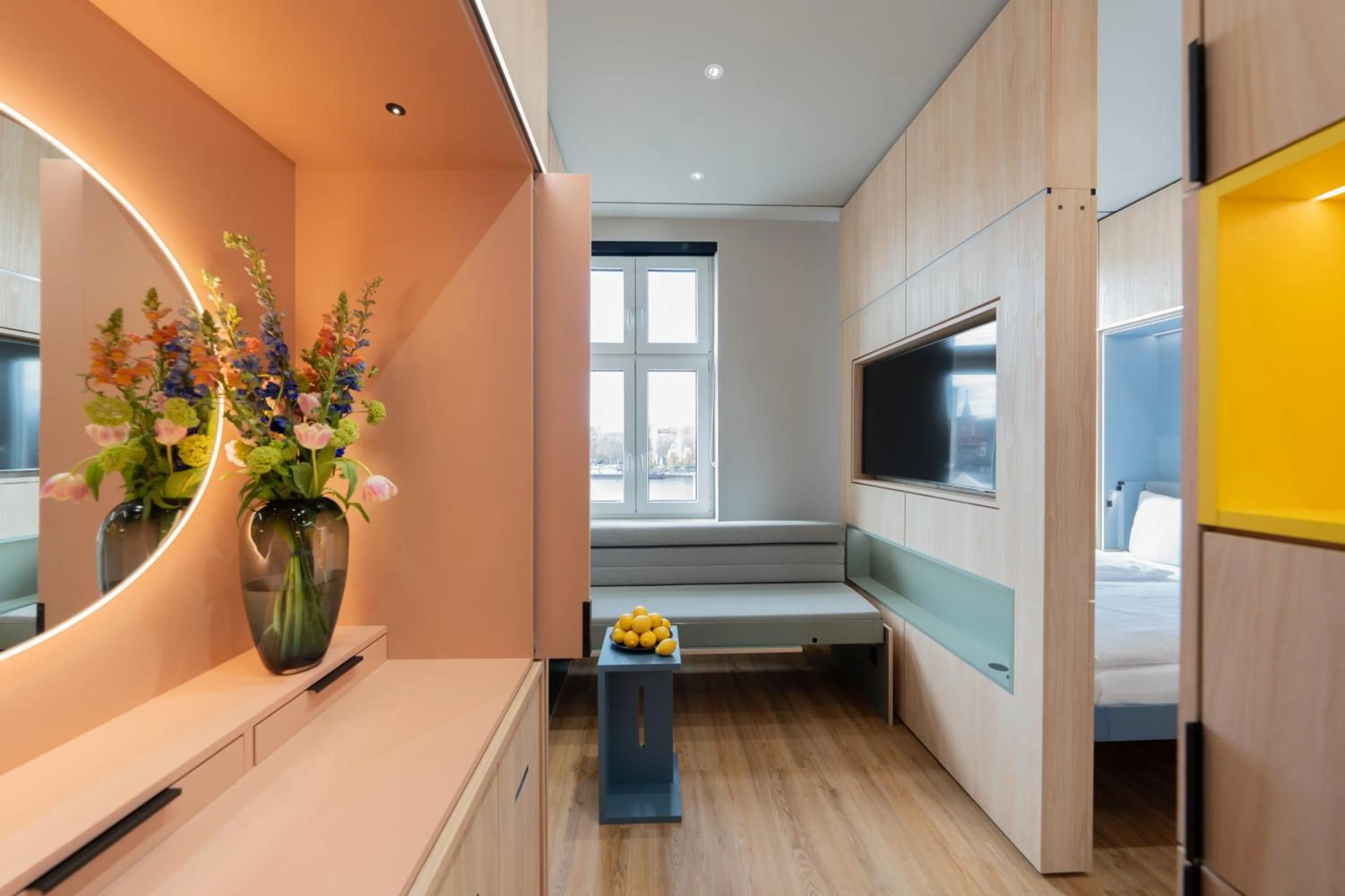 Bed in Homaris East Side - Digital Check In