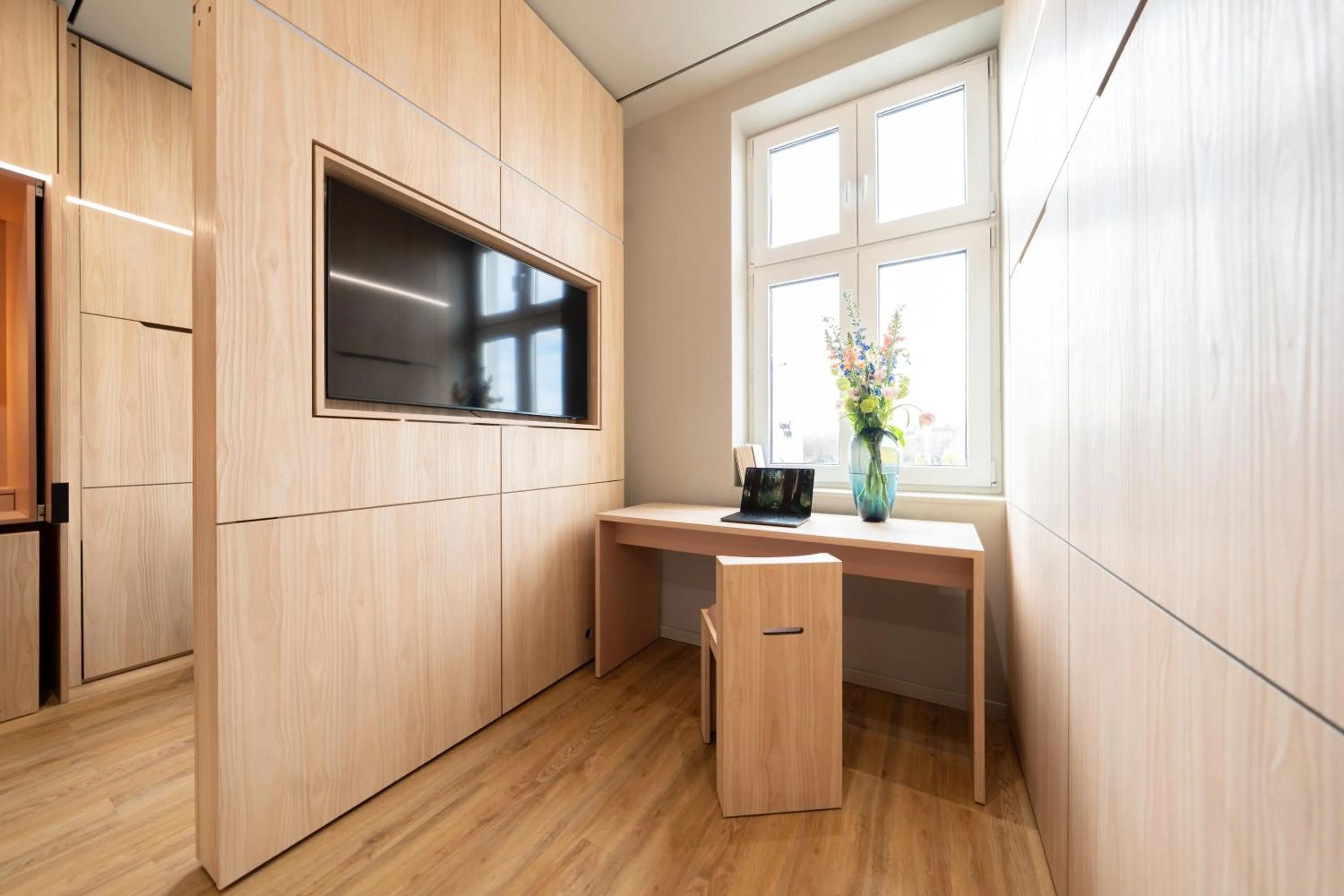 Homaris East Side - Digital Check In