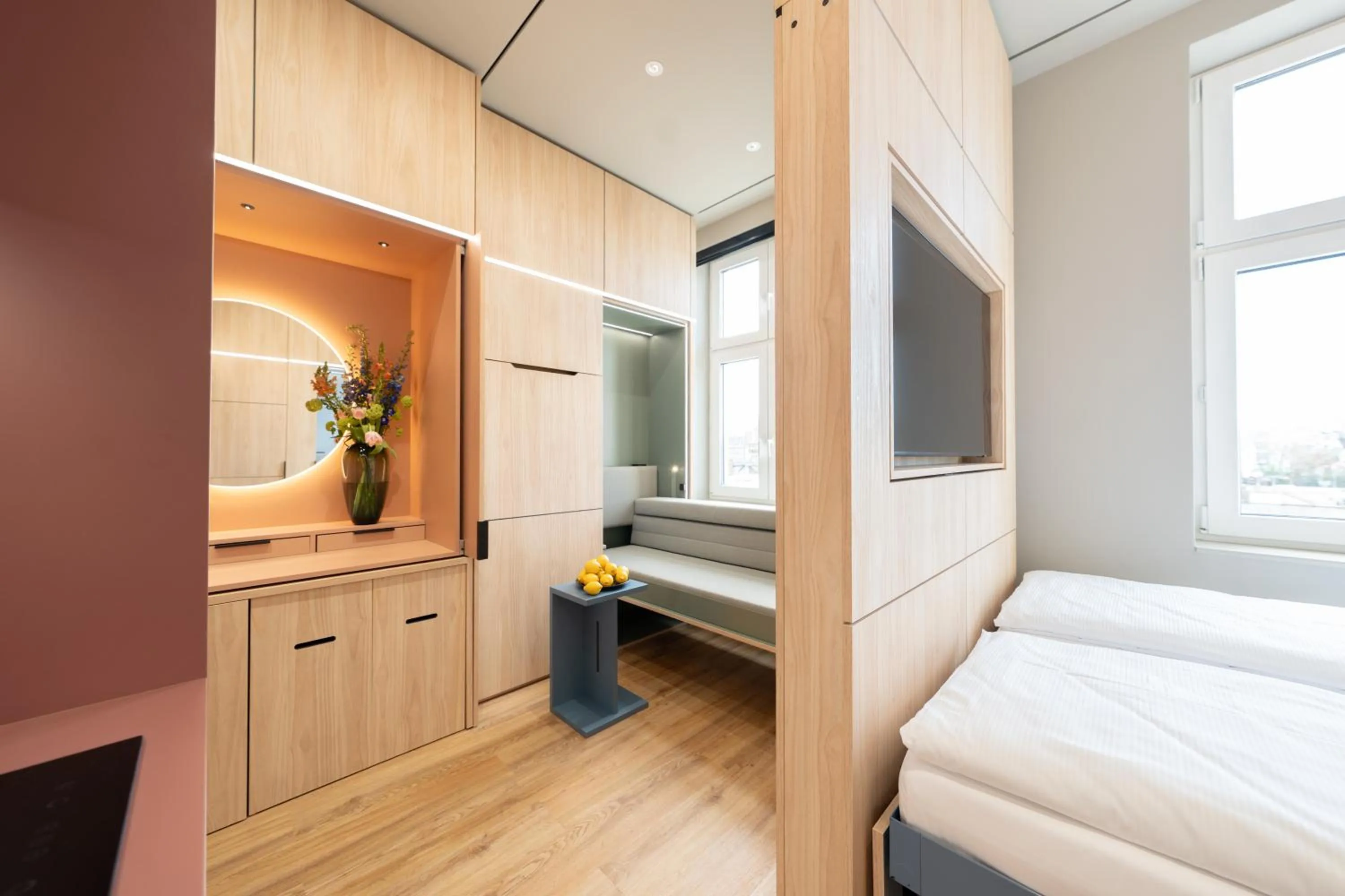 Bed in Homaris East Side - Digital Check In