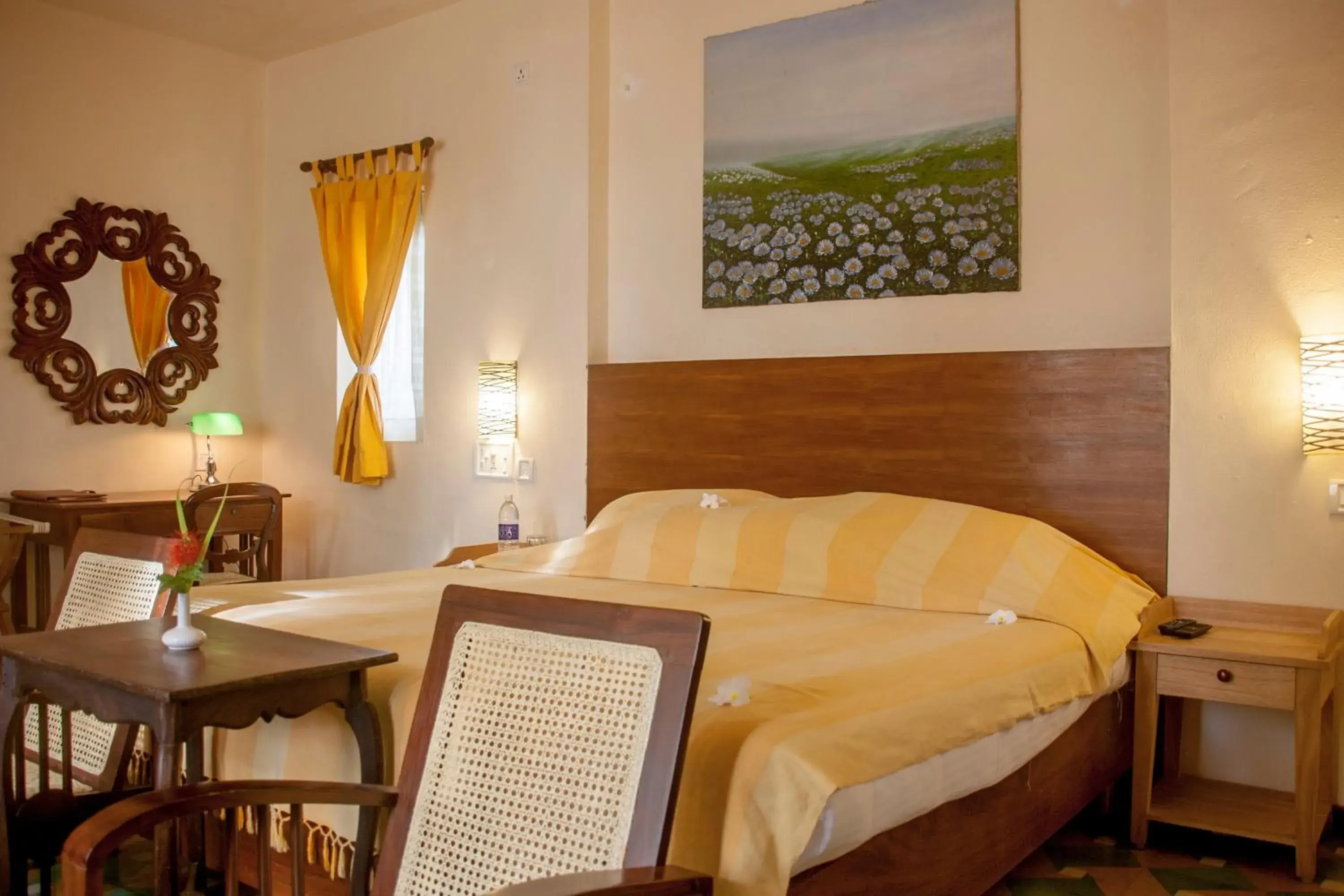 Deluxe Double Room on Ground Floor with Garden View in Over The Hill Deluxe Double Room on Ground Floor with Garden View in Over The Hill